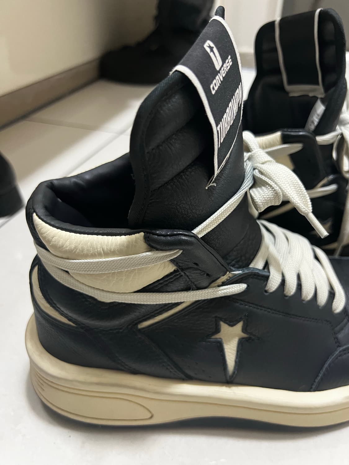 컨버스x다크쉐도우 터보웨폰 하이 280 상품이미지2