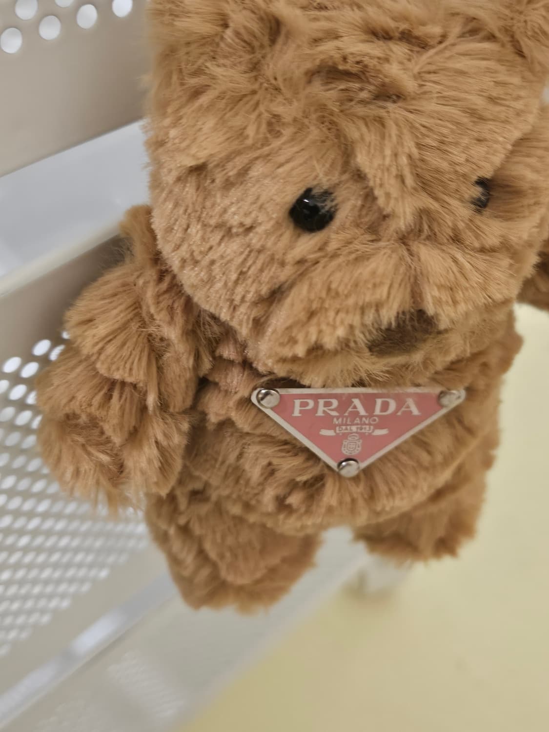프라다 업사이클링 키링 커스텀 곰돌이 인형 상품이미지2