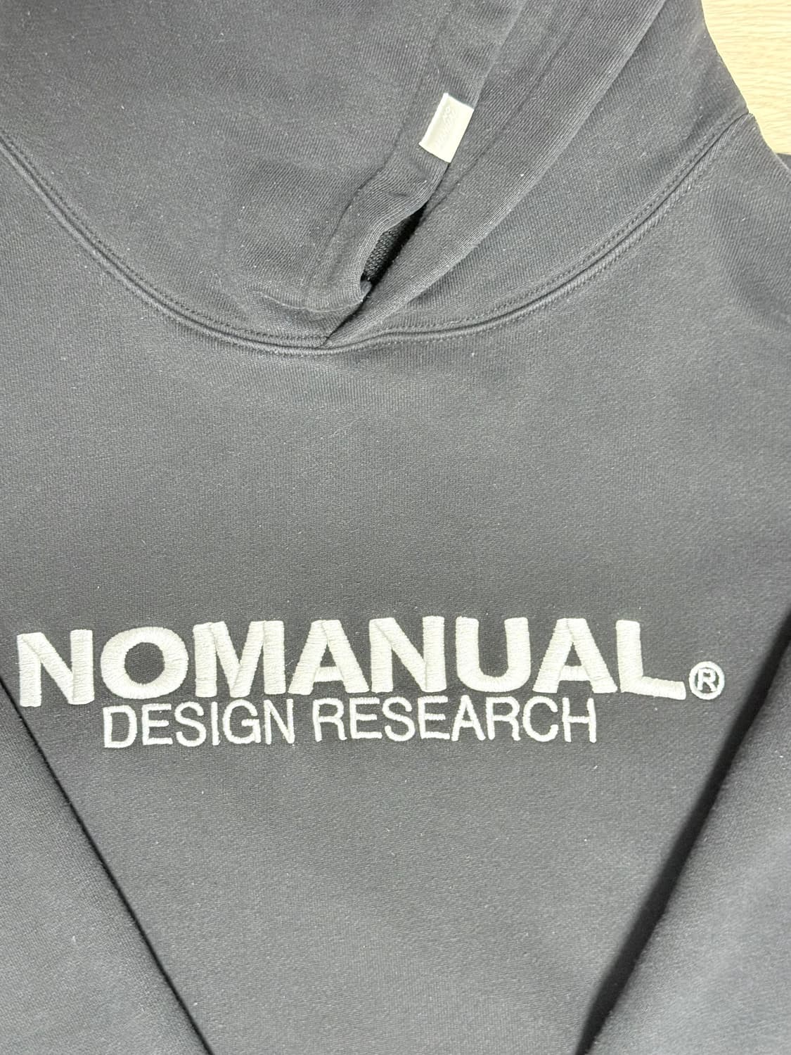 노매뉴얼 DR LOGO  블랙 후디티 상품이미지2