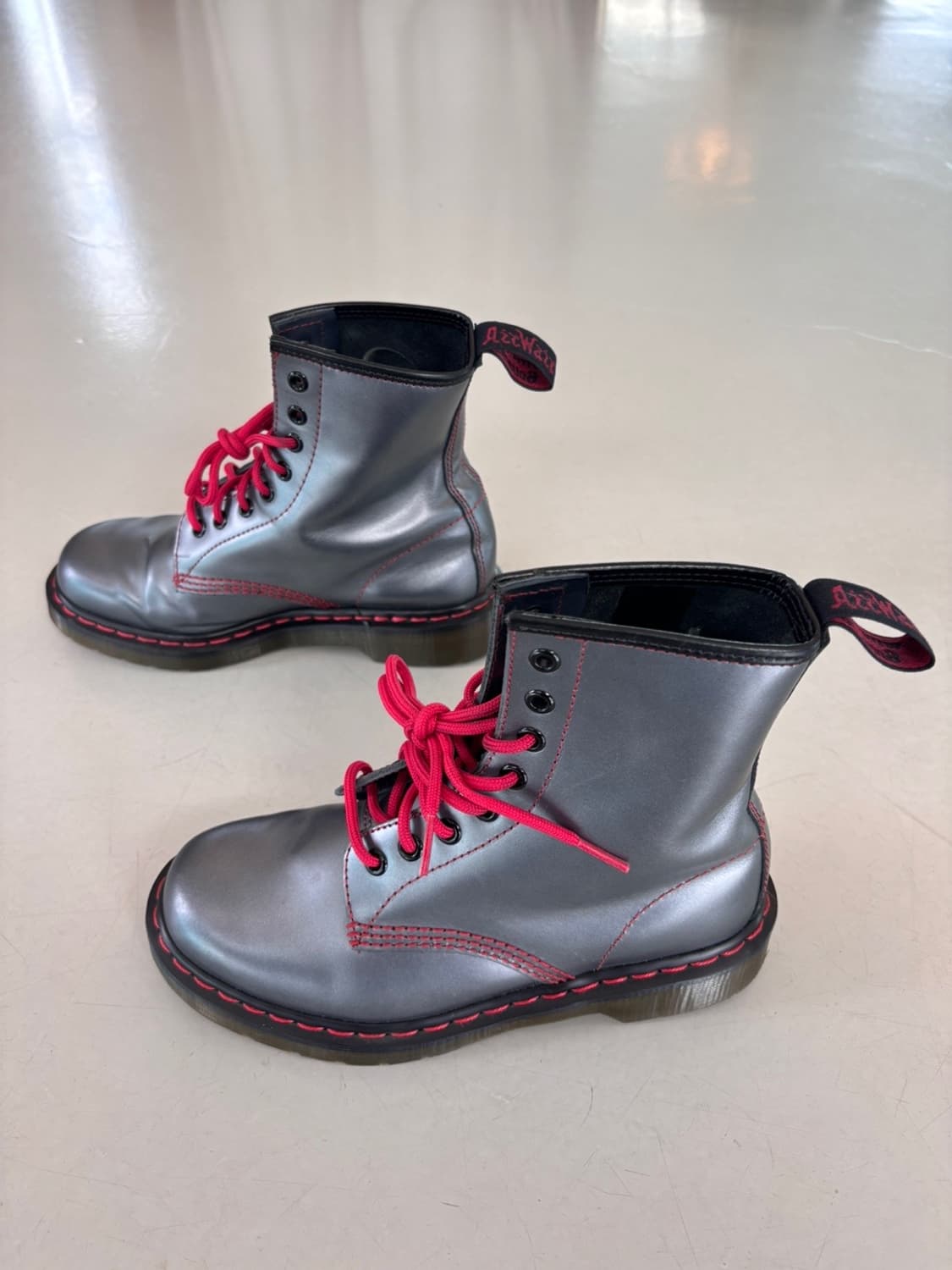 Vintage Dr.Martens Boots 상품이미지3