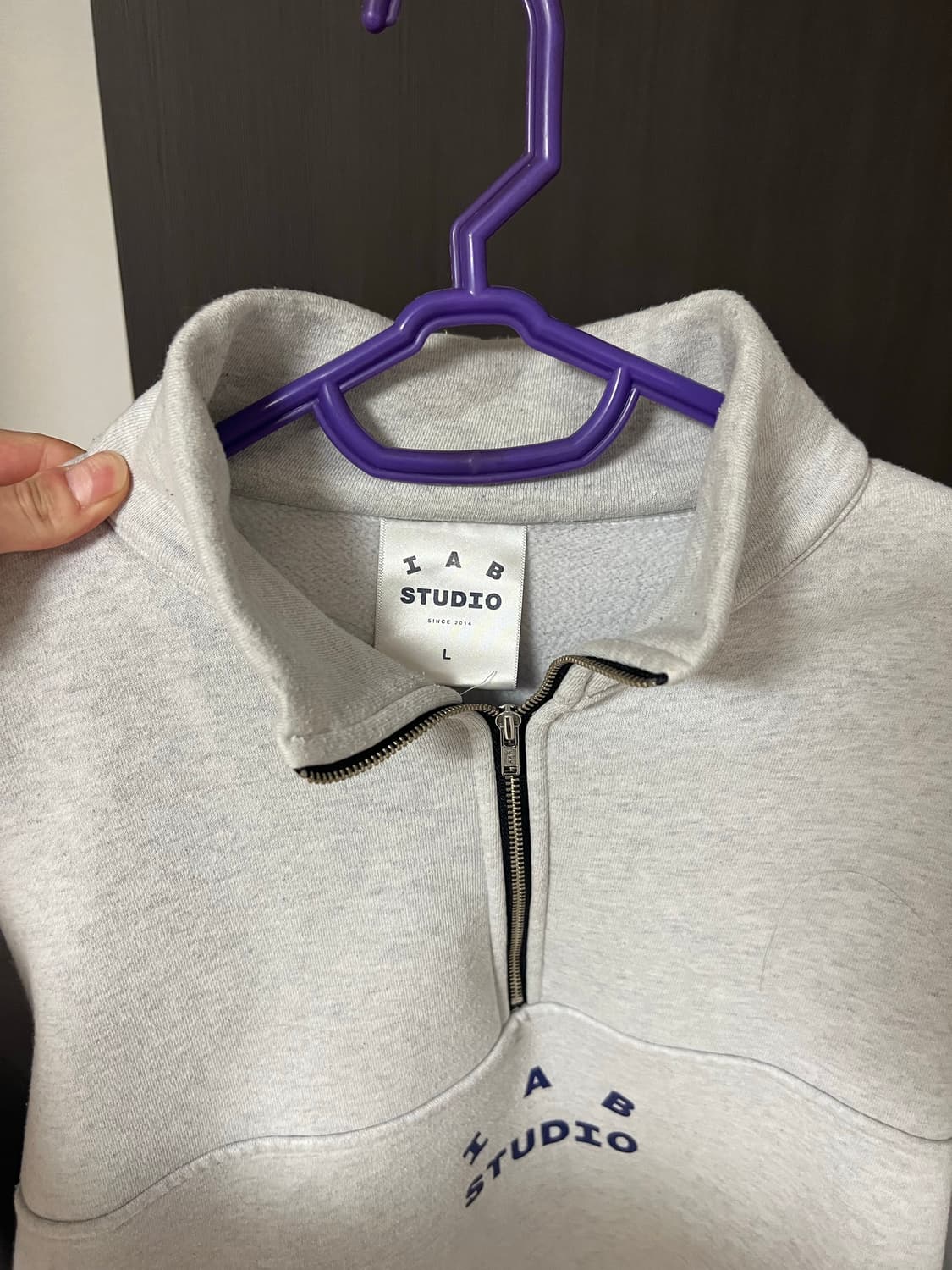 아이앱 스튜디오 하프집업 L 상품이미지3