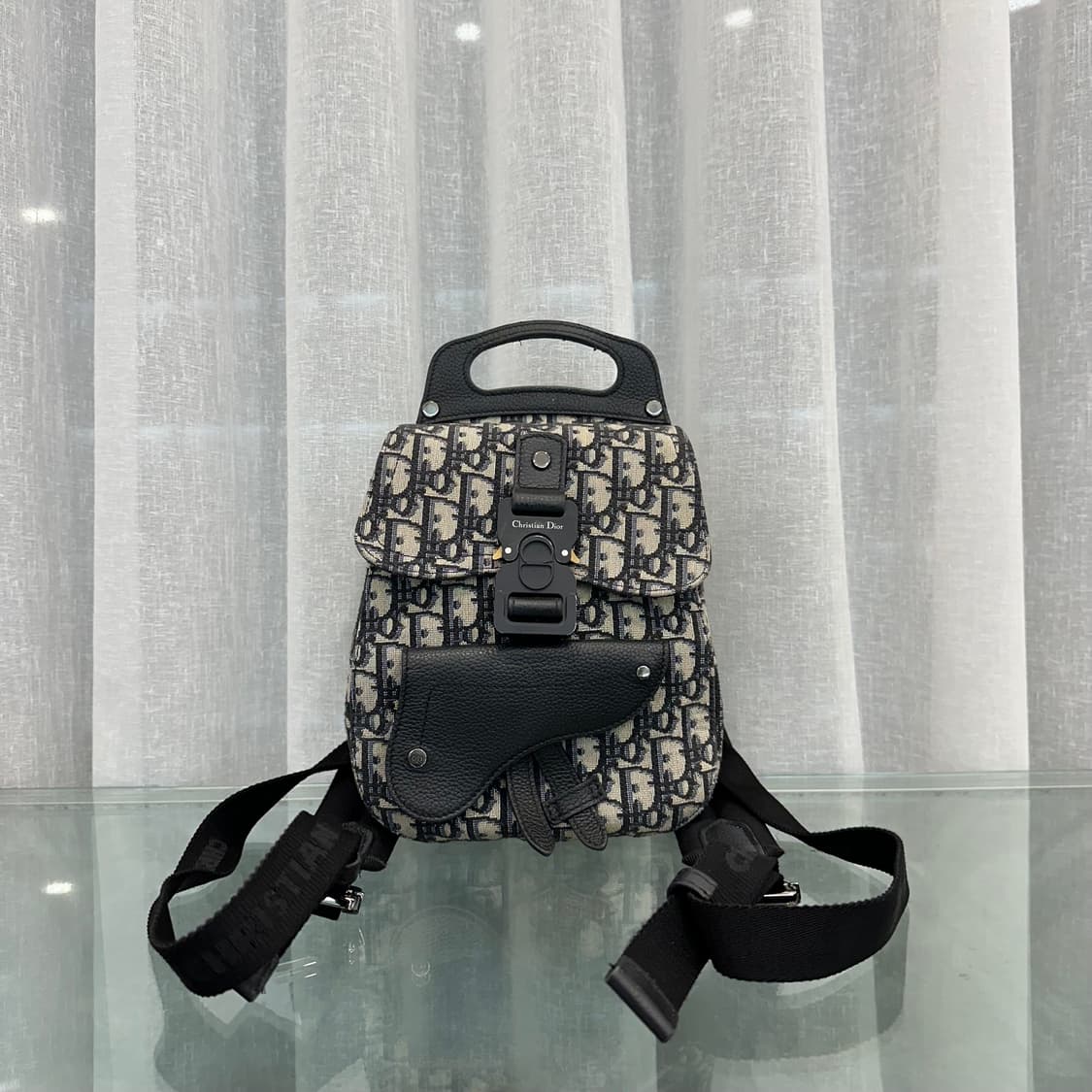 디올 오블리크 갤롭 백팩 상품이미지1