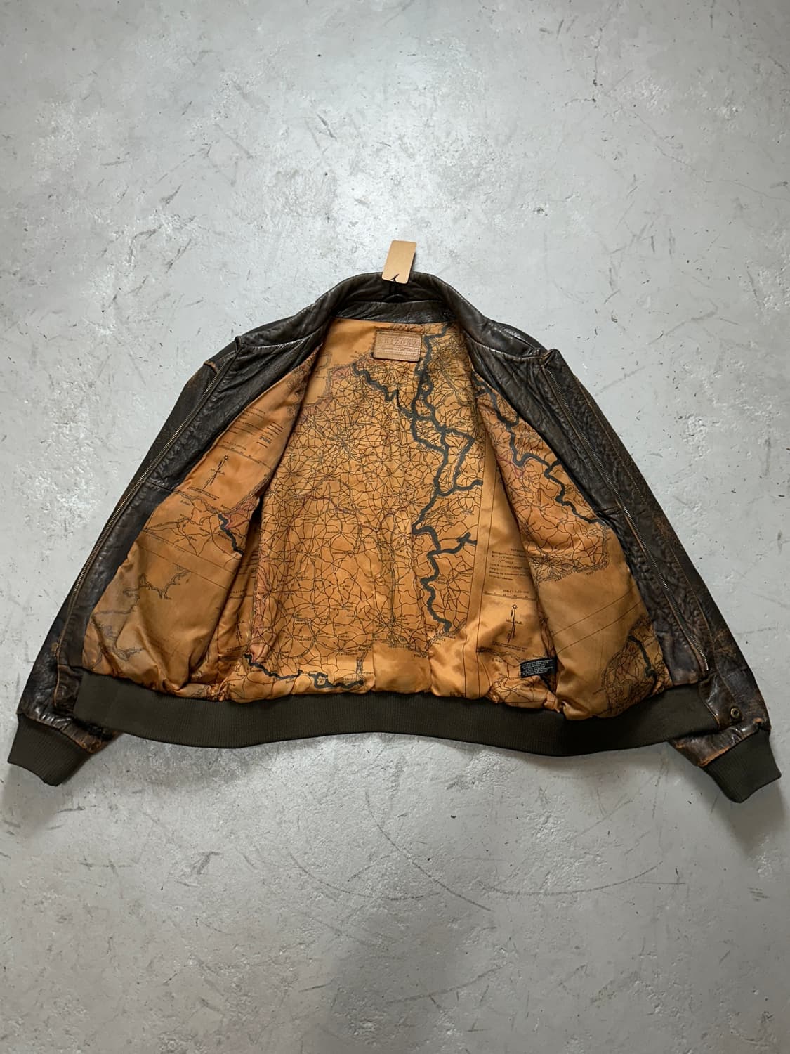 90's 빈티지 하드에이징 A2 봄버 자켓 빈티지 레더 자켓 상품이미지7