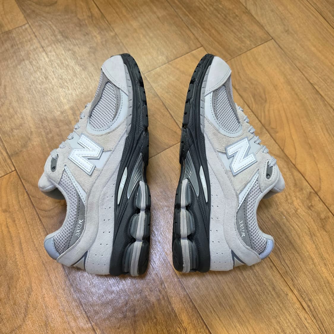 뉴발란스 2002R  상품이미지5