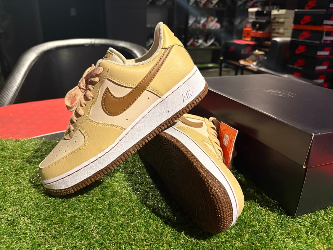 [새상품/270] 나이키 에어포스1 상품이미지1