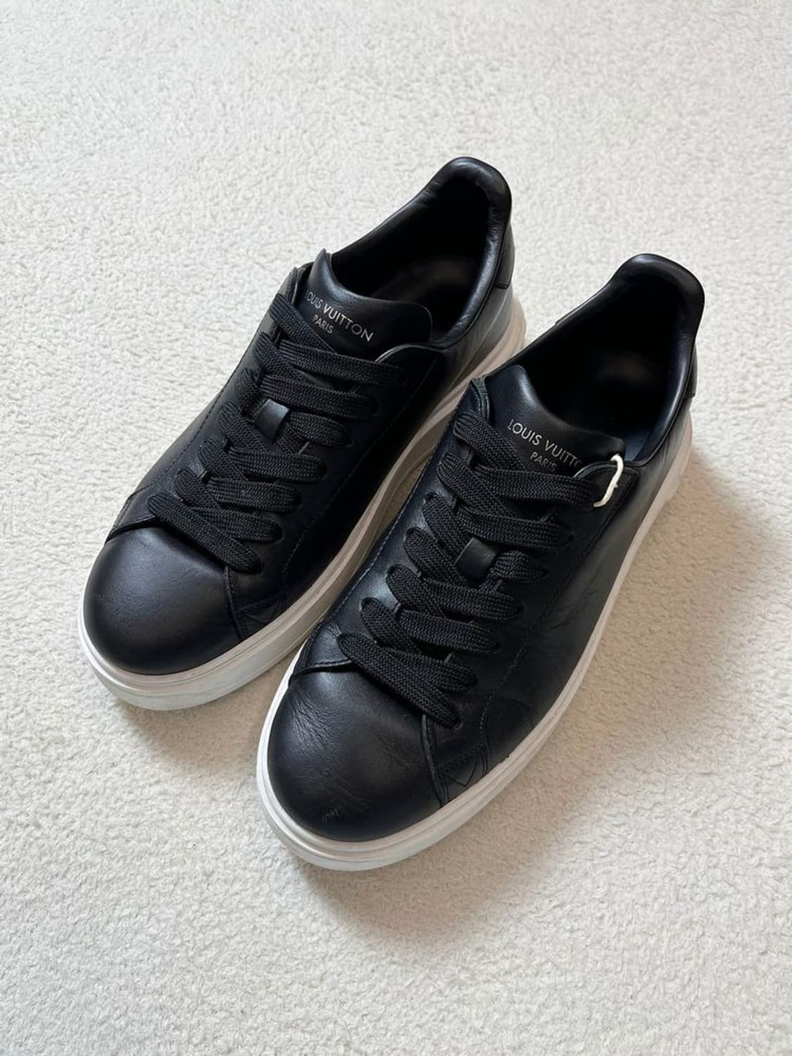 루이비통 송아지 가죽 타임 아웃 스니커즈 A1728 상품이미지1