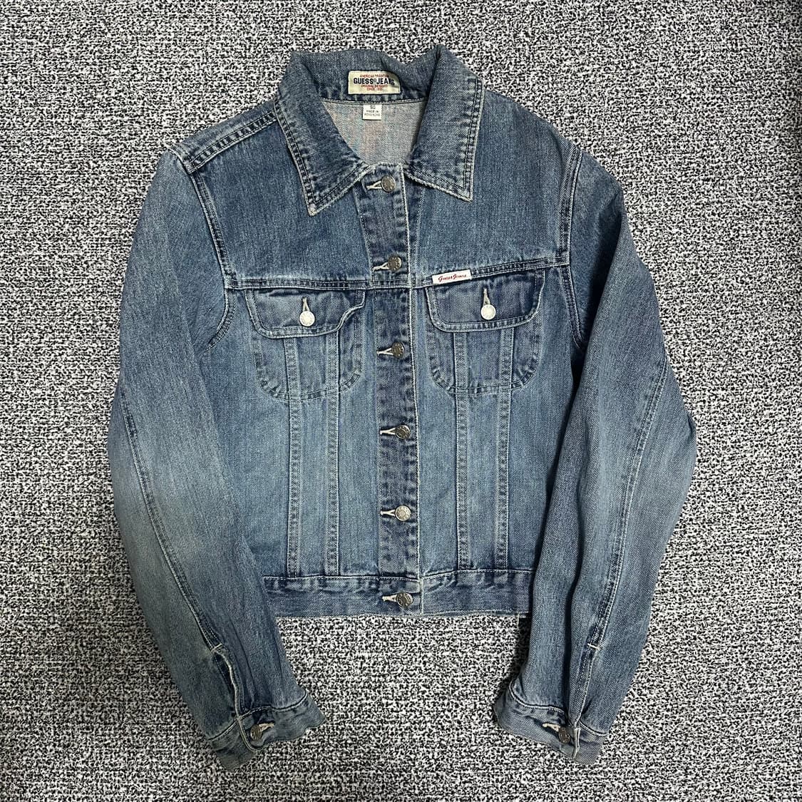 (90) 게스 진스 여성 크롭 데님 청자켓 상품이미지1