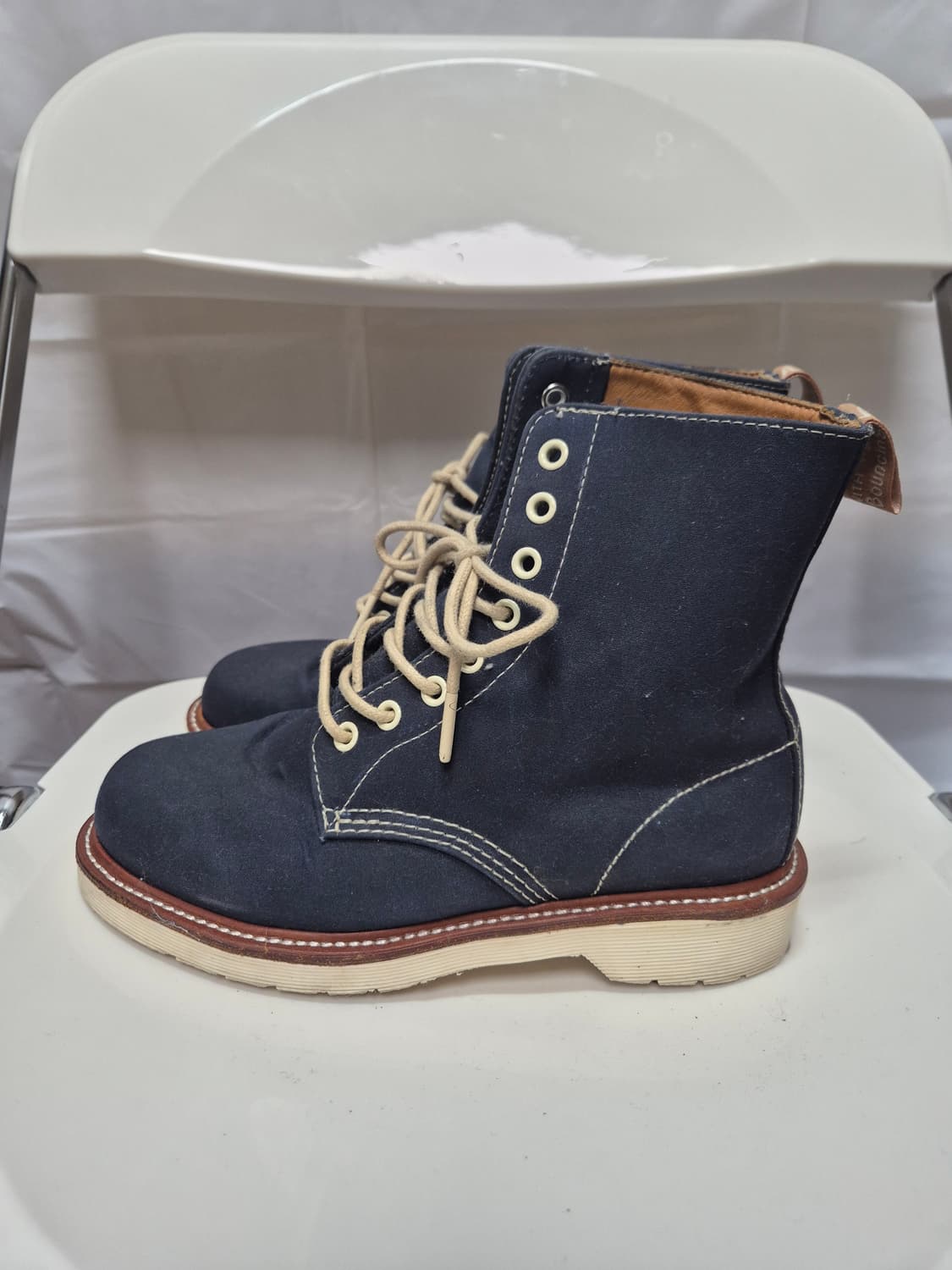 닥터마틴 네이비 상품이미지2