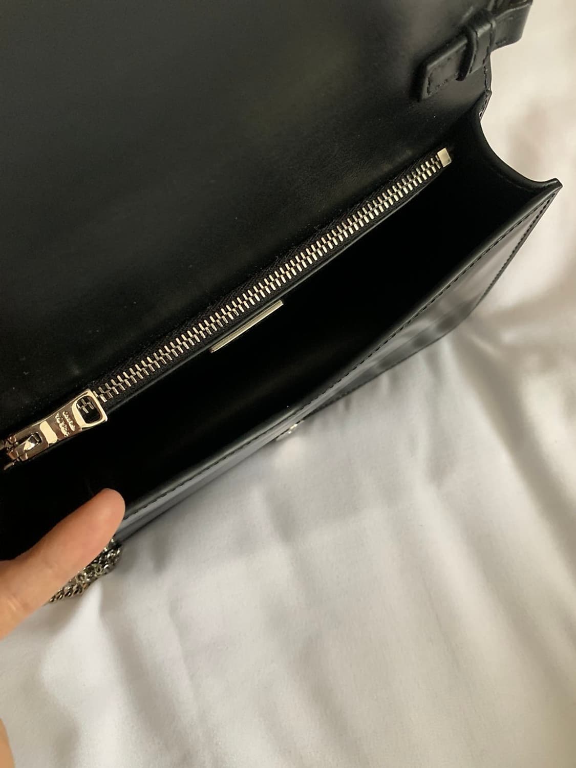 프라다 브러쉬드 레더 스파졸라토 체인 숄더백 상품이미지9