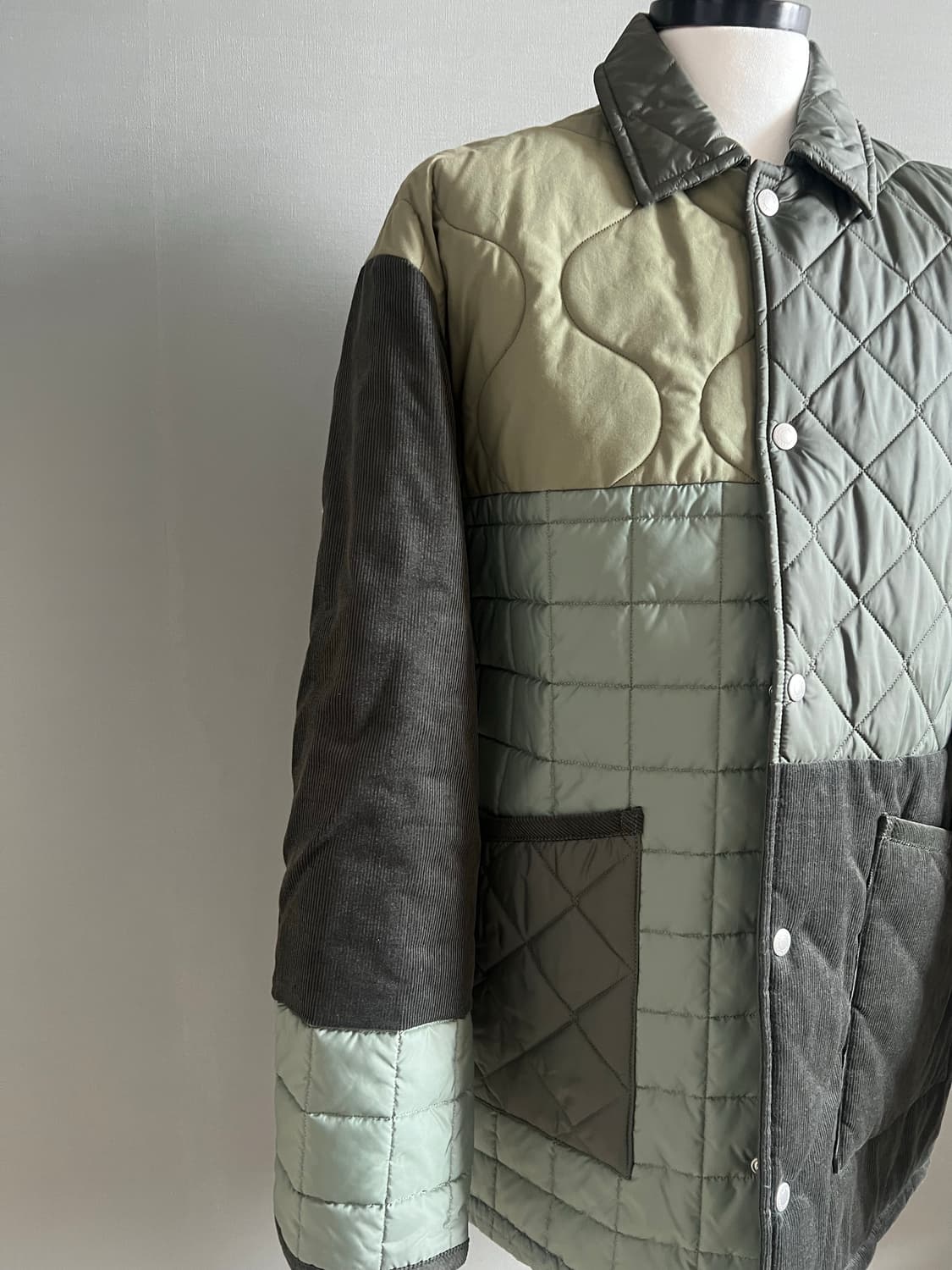 [새상품, L] 레벤헴 패치워크 퀼팅 자켓 상품이미지2