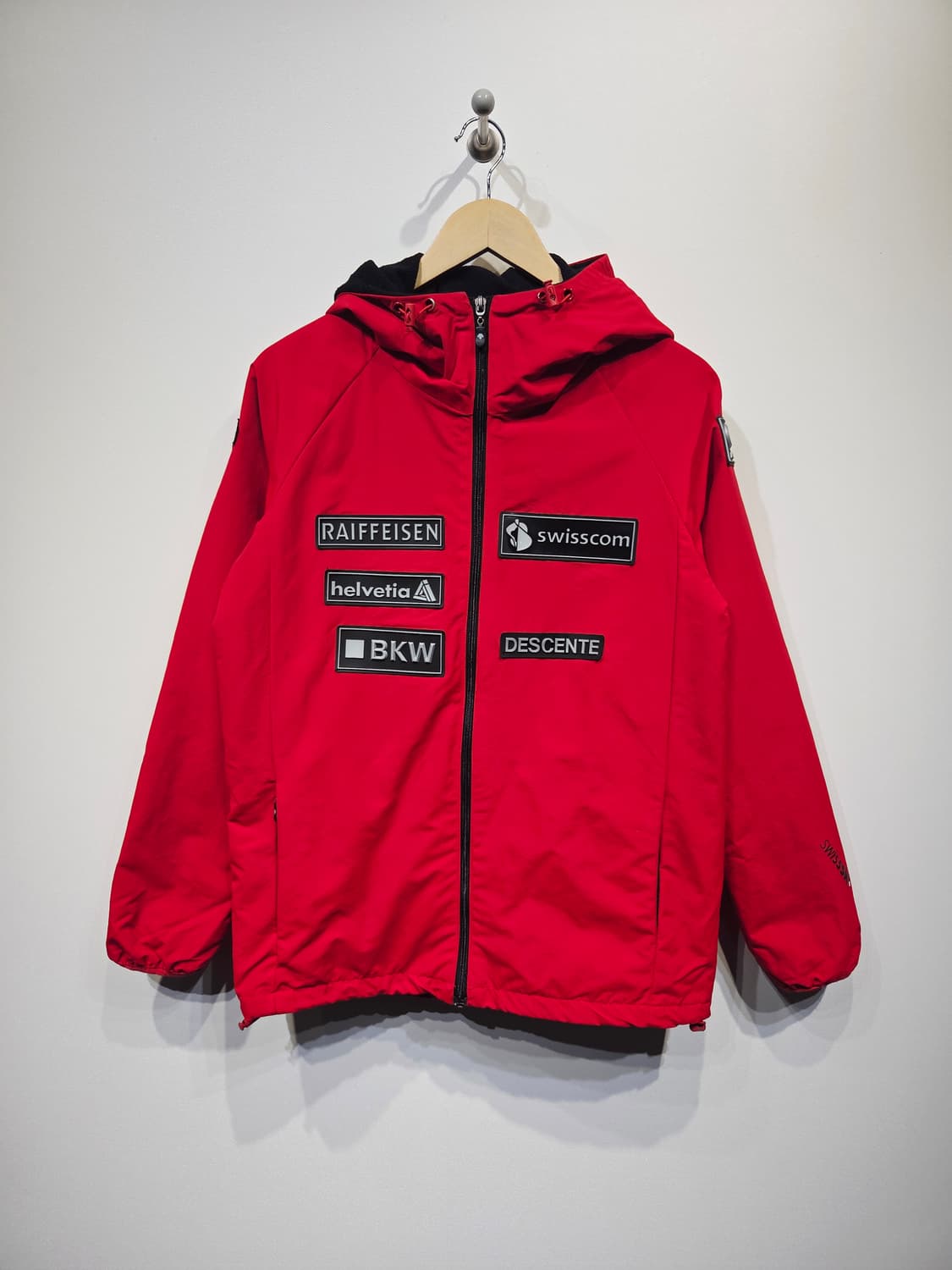 데상트(DESCENTE) 스위스 스키팀 바람막이 자켓_M 상품이미지2
