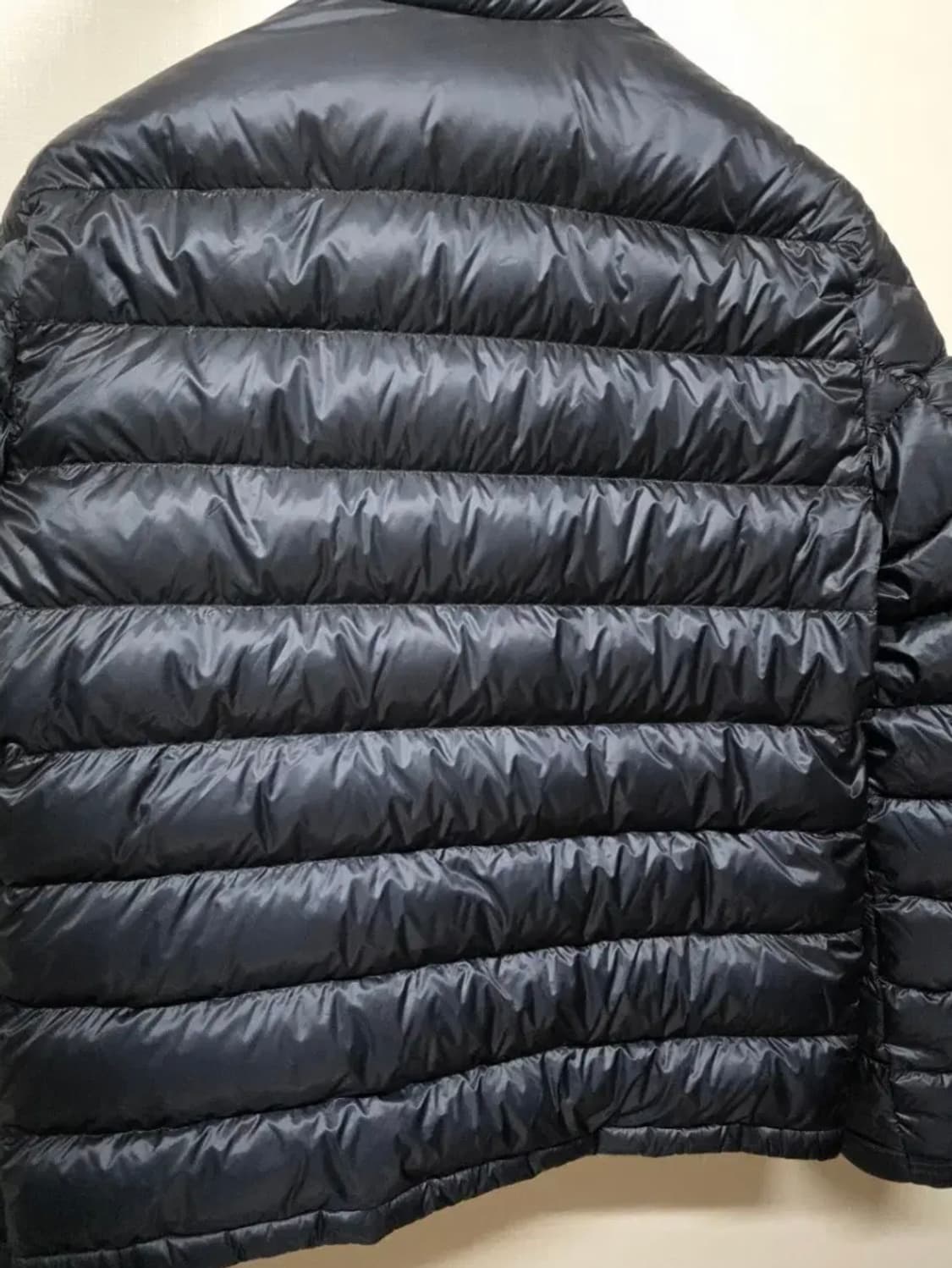 몽클레어 아게이 구스다운 경량패딩4 네이비 상품이미지3