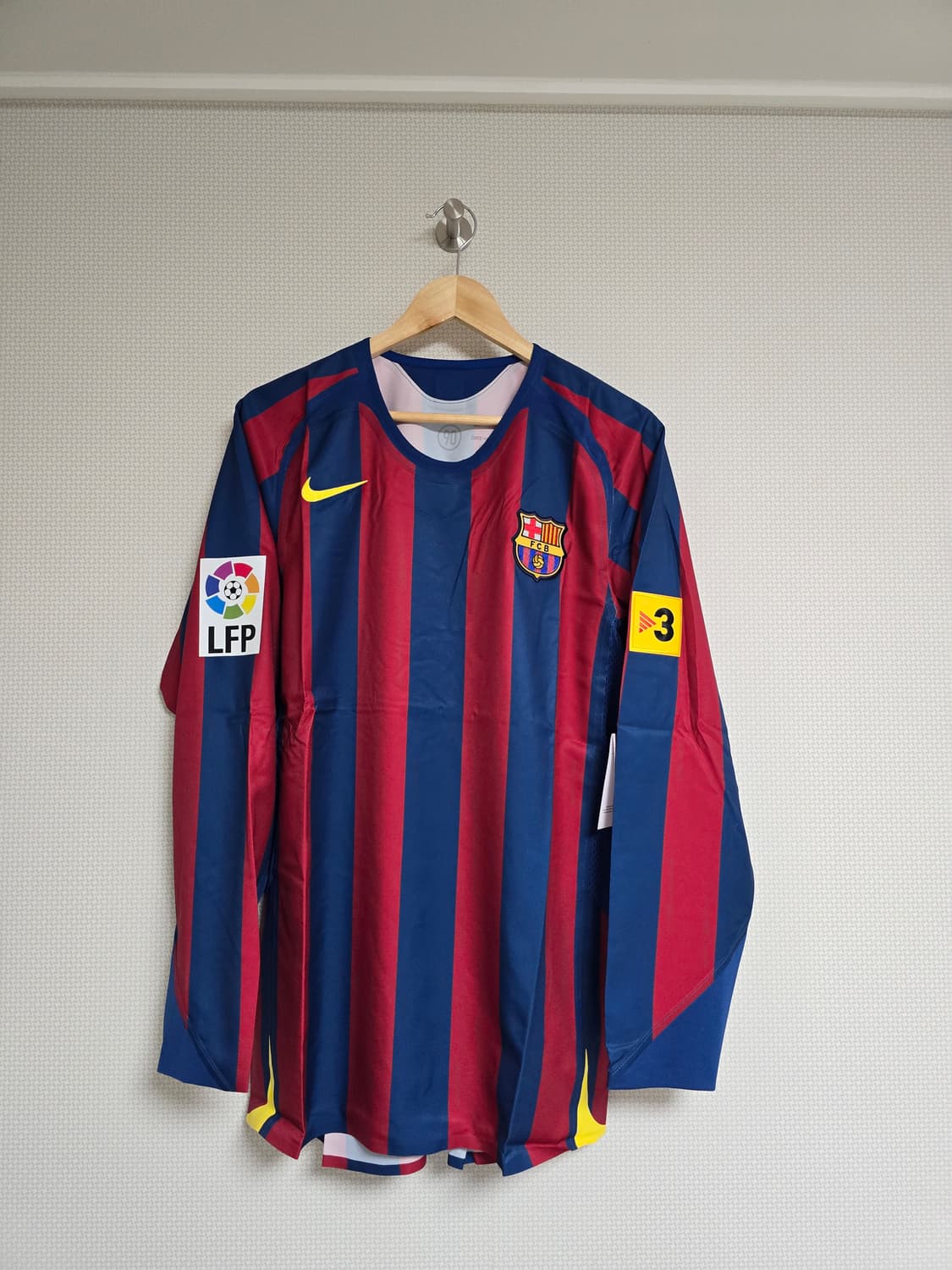 04-05 바르셀로나 홈 유니폼 리오넬 메시 상품이미지2