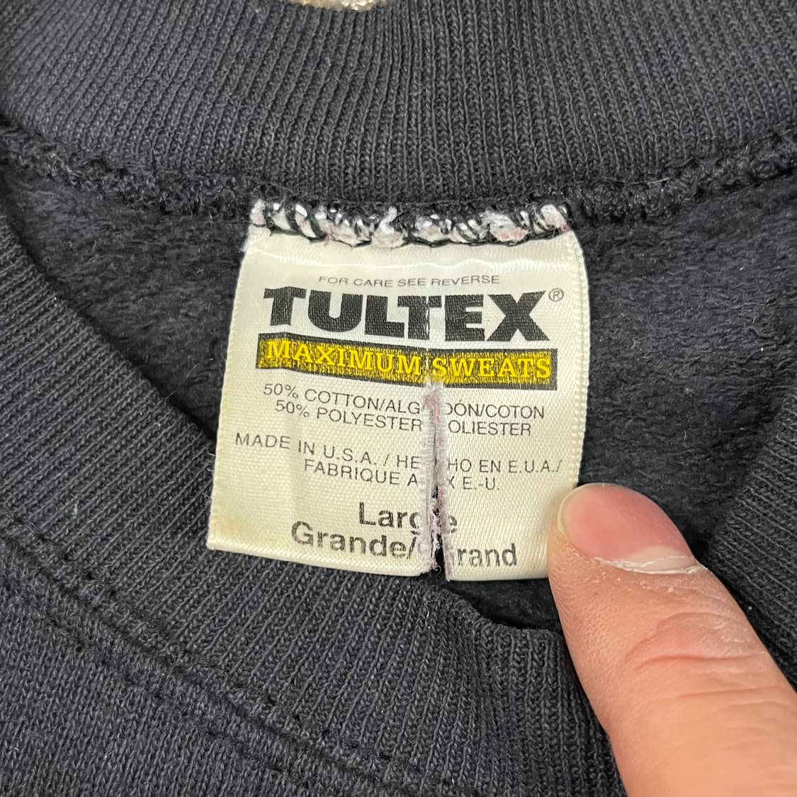 90s 루니툰즈 테즈 프린팅 스웻셔츠 (95-100) 상품이미지5