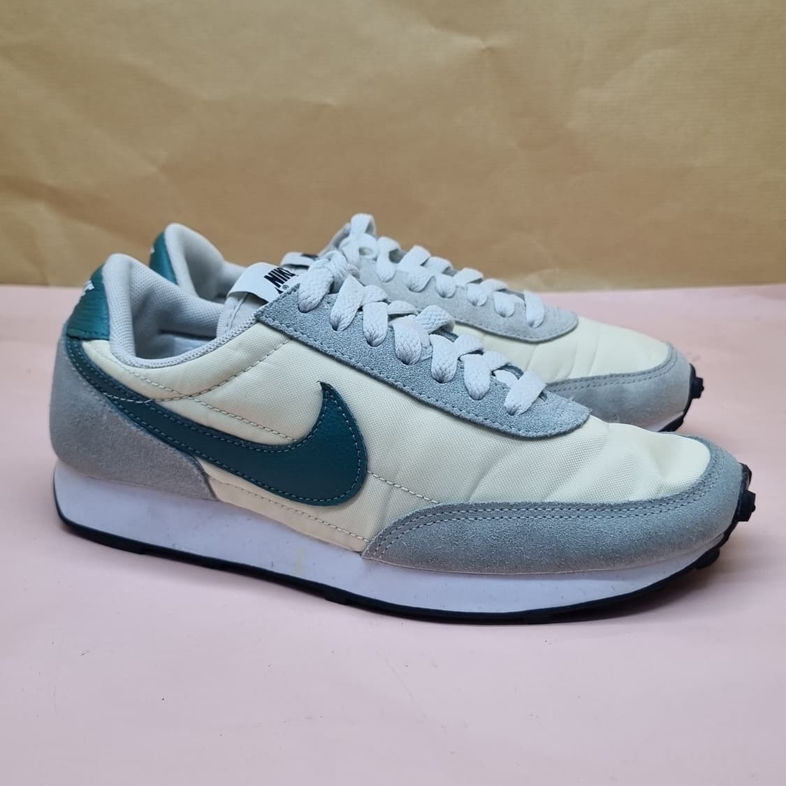 나이키 데이브레이크 그린 여성운동화230 상품이미지1