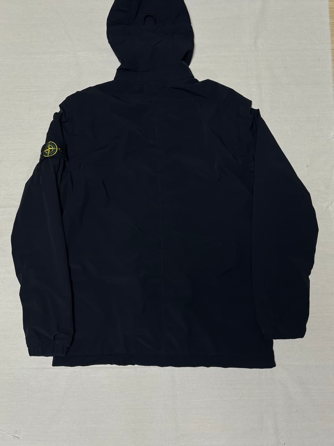 스톤아일랜드 스킨터치 후드 바람막이 블랙 [L] 상품이미지4