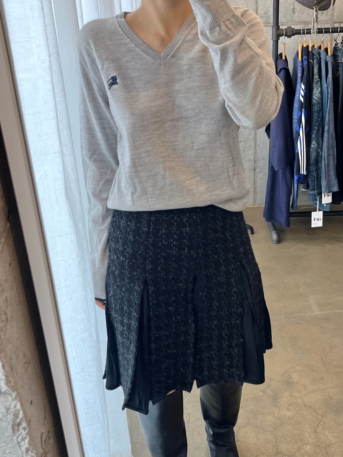 버버리 네이비 로고 롱슬리브  상품이미지8