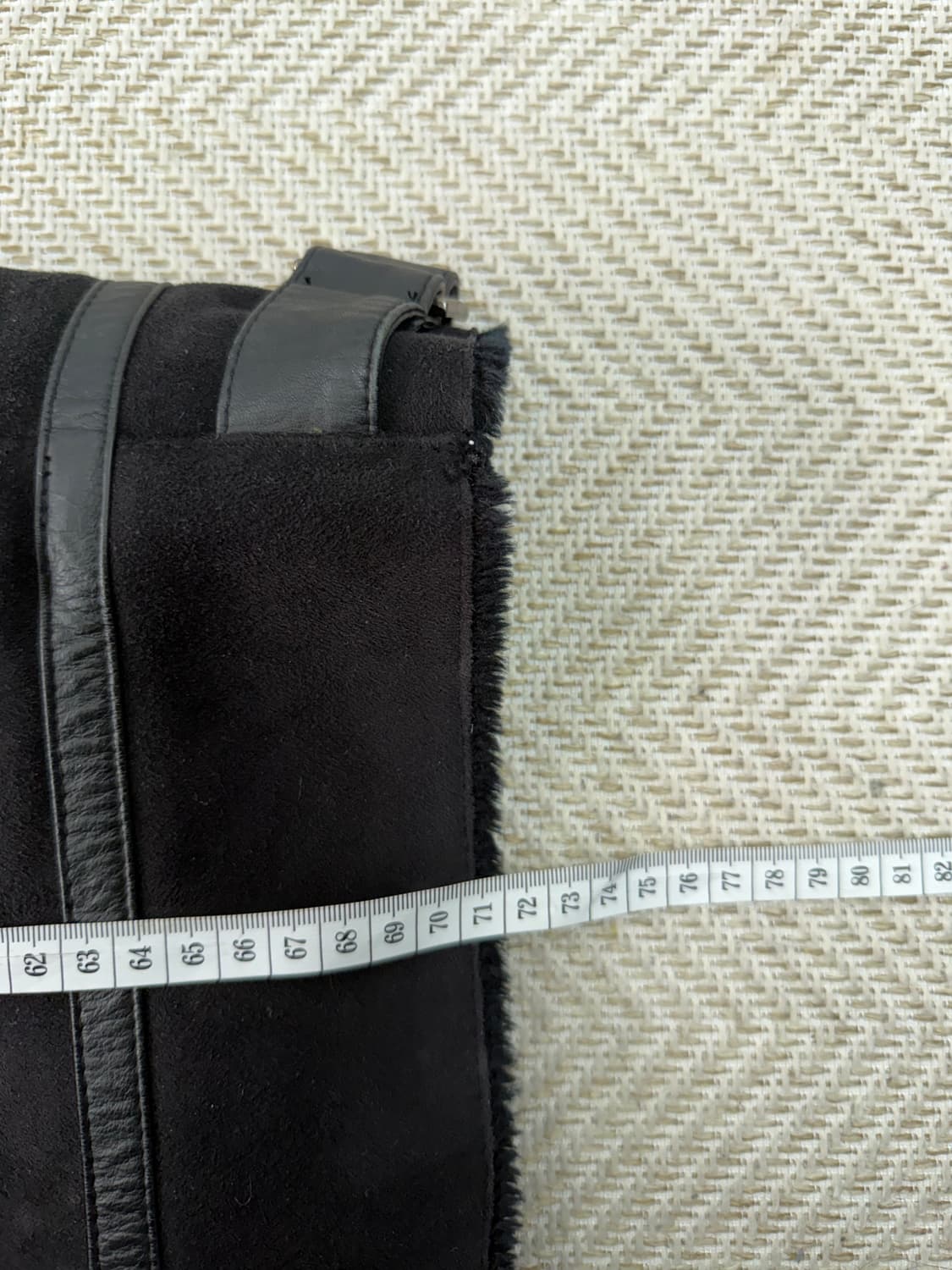 정품) Lee 리 무스탕 블랙 스웨이드 자켓 95 상품이미지9