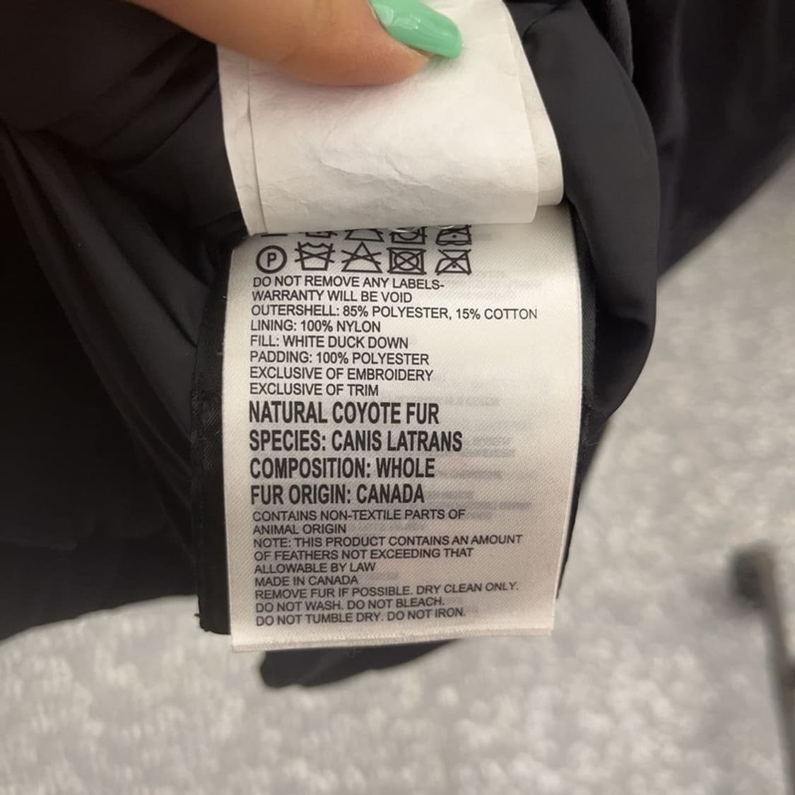 캐나다구스 몬테벨로 하이넥 덕다운 슬림핏 깃털 패딩  XS C07222 상품이미지7