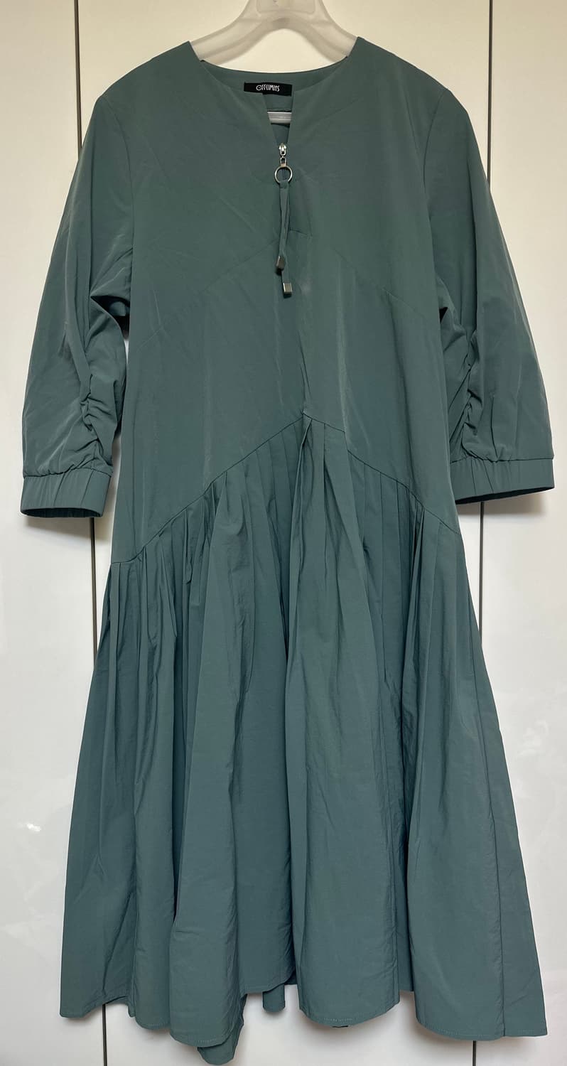 오프리미츠 그린 플레어 원피스 상품이미지2