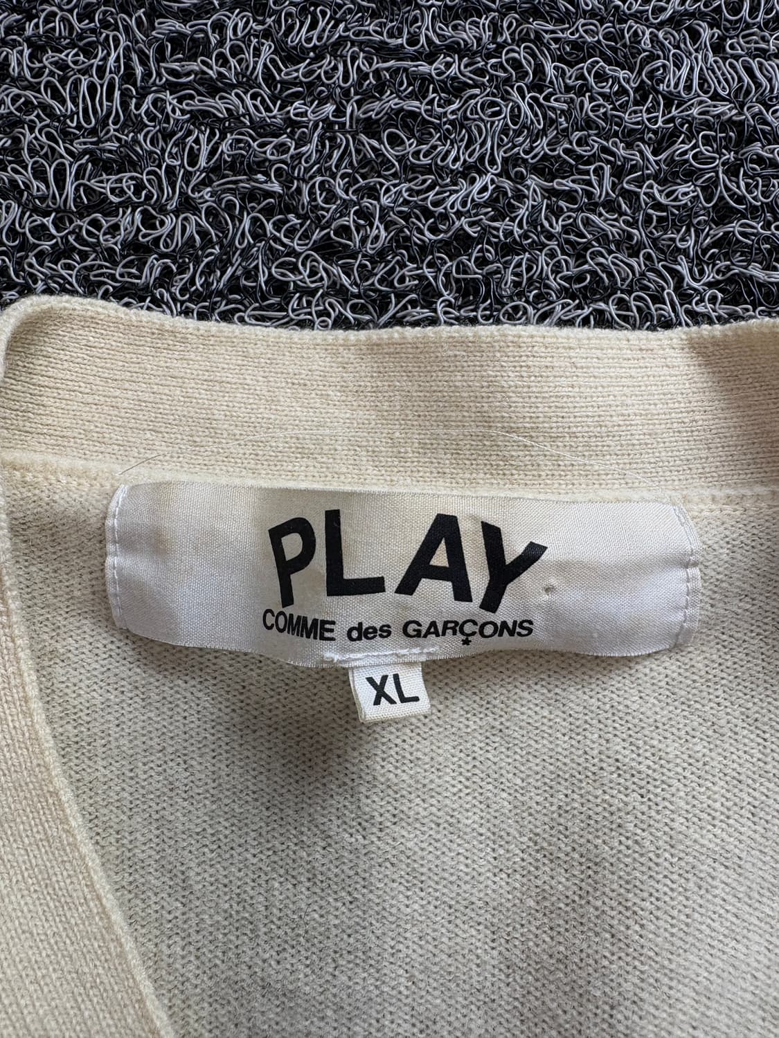 꼼데가르송 화이트 하트 니트 가디건 4042 상품이미지4