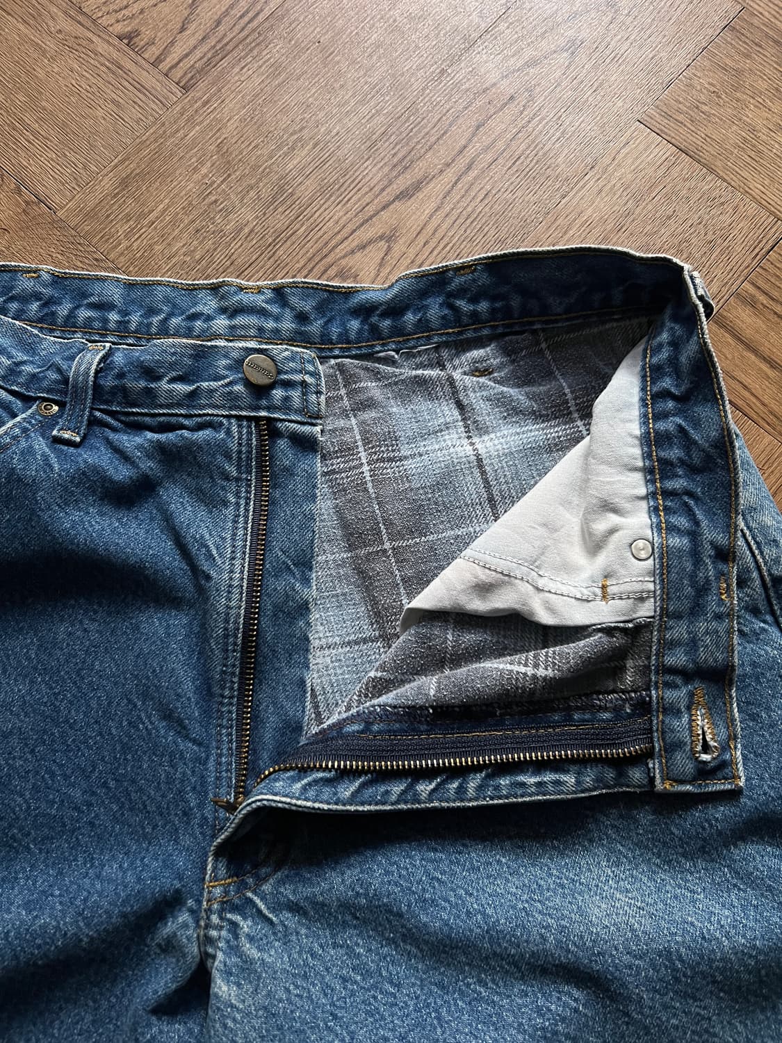 [34]칼하트 USA 체크 라이닝 워크 데님 팬츠 상품이미지4