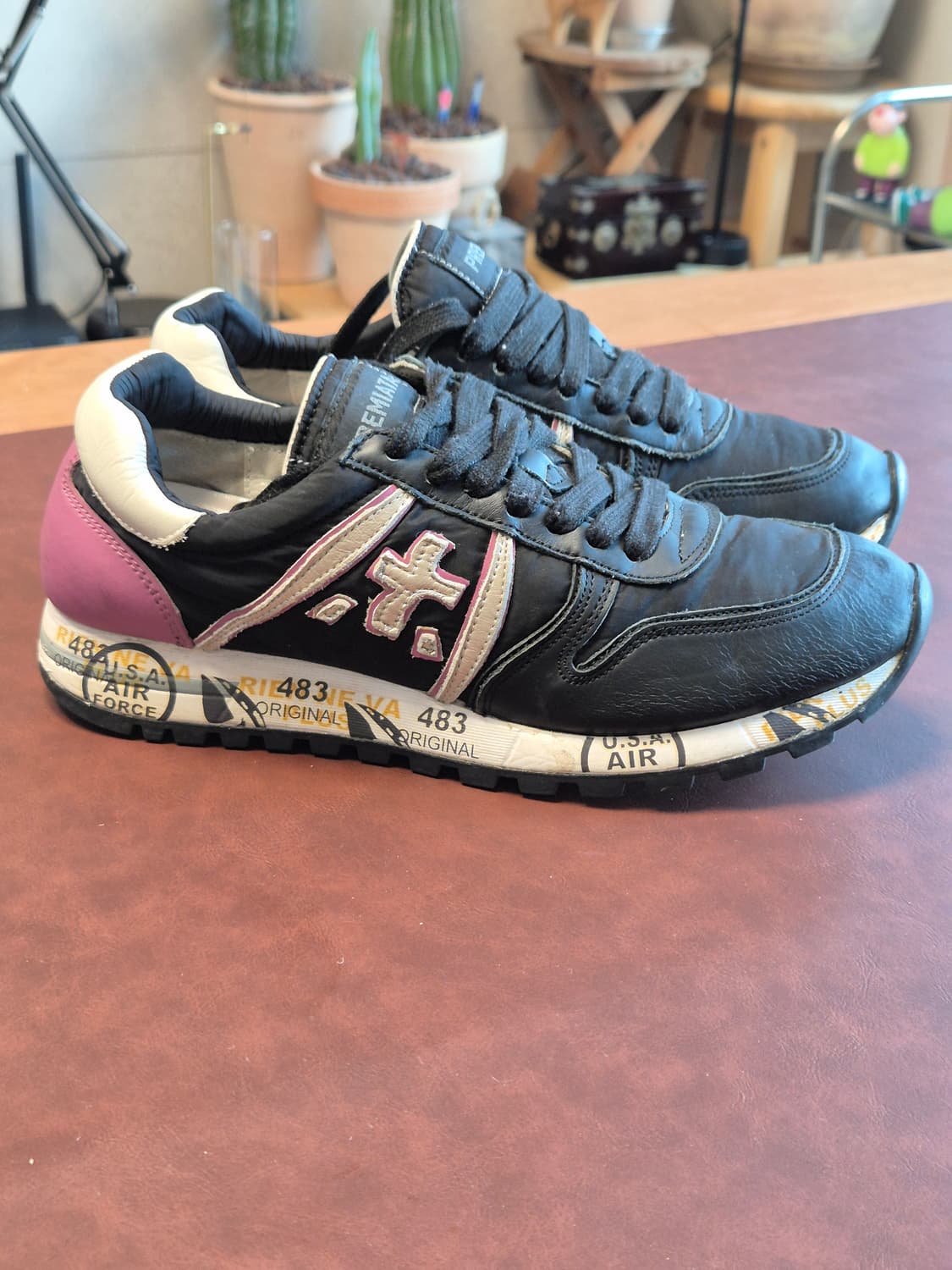 235-240(37) 정품 프리미아타 스니커즈  상품이미지1