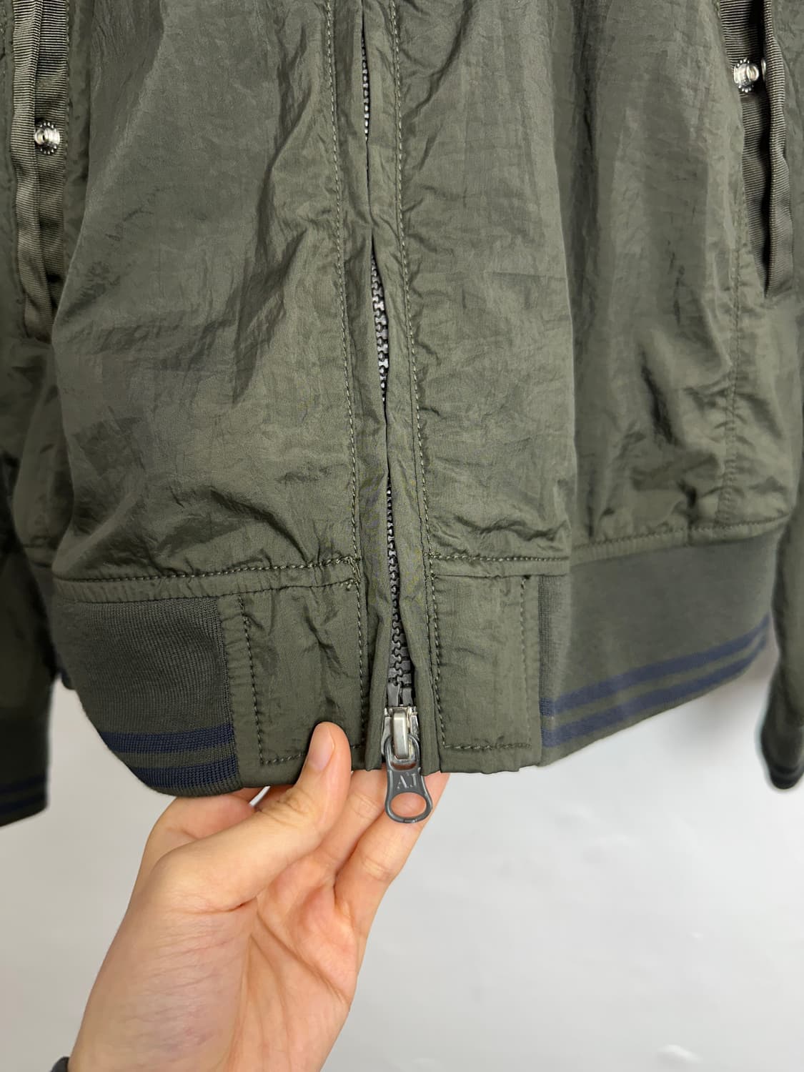 Armani Jeans Khaki Tech Stretch Zip Jack 상품이미지5