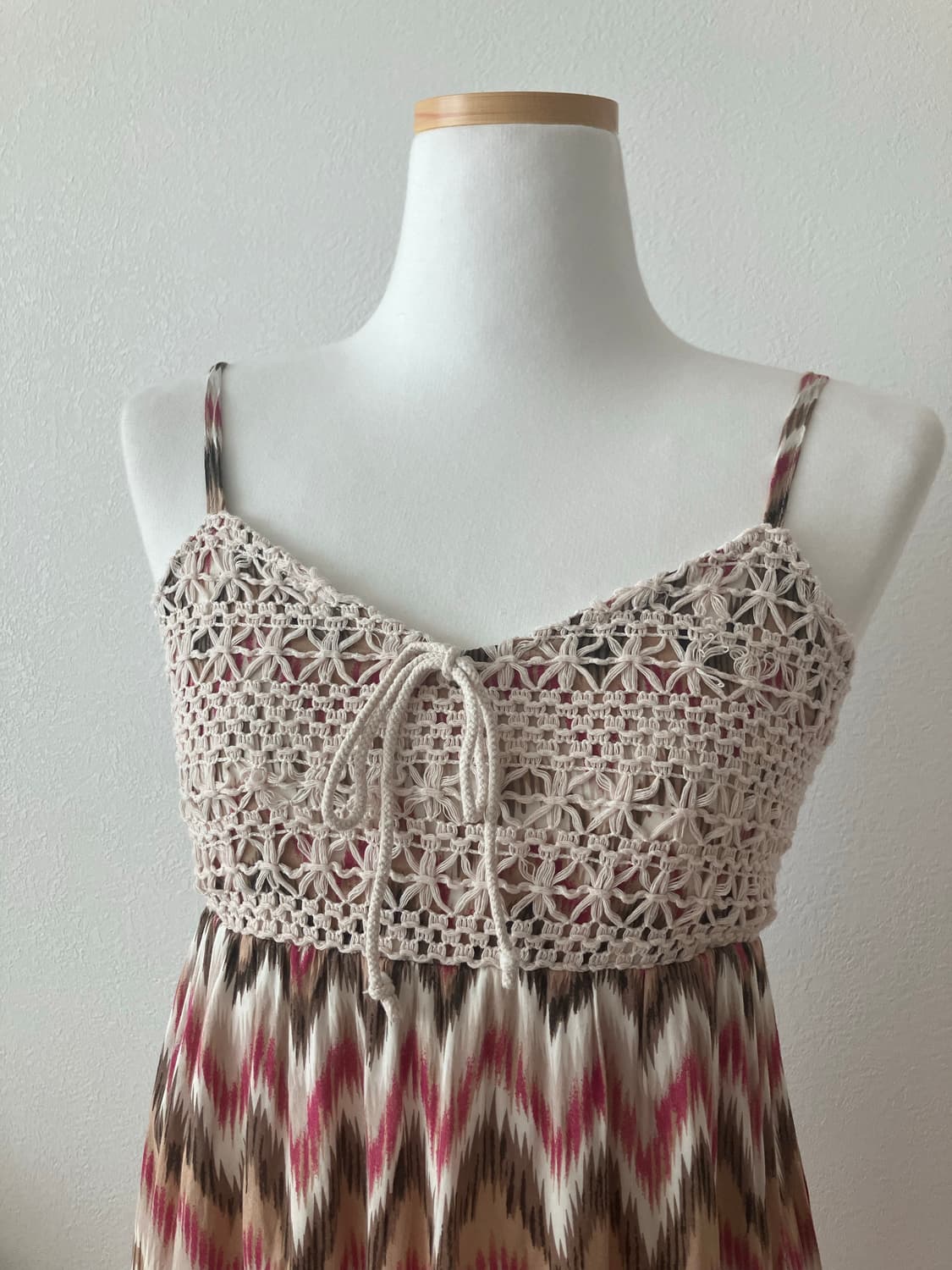 Chuxxx 패턴 레이스 민소매 원피스 상품이미지2