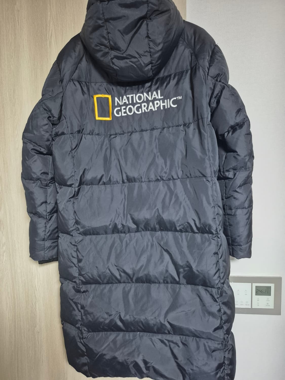 내셔널지오그래픽 정품 남성 오리털롱패딩 95사이즈 팝니다 상품이미지2