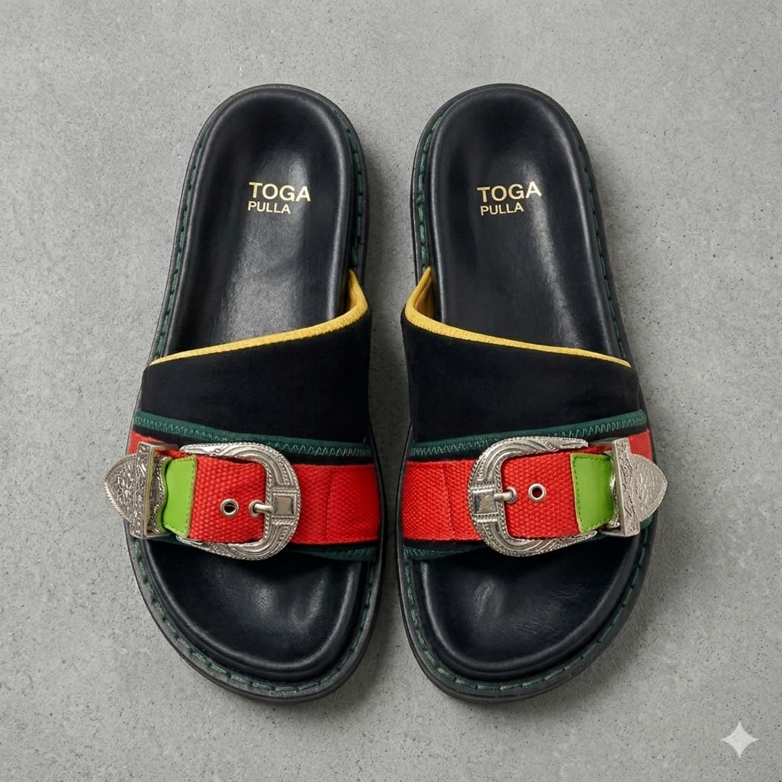 [TOGA PULLA] 웨스턴 버클 샌들 상품이미지1