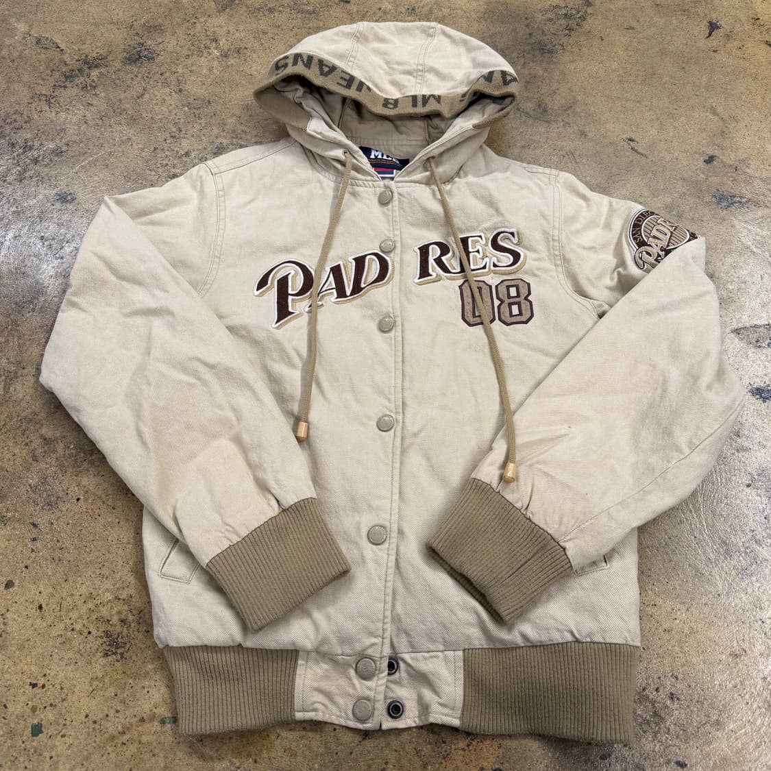 엠엘비 베이지 브라운 후드집업 자켓 상품이미지2