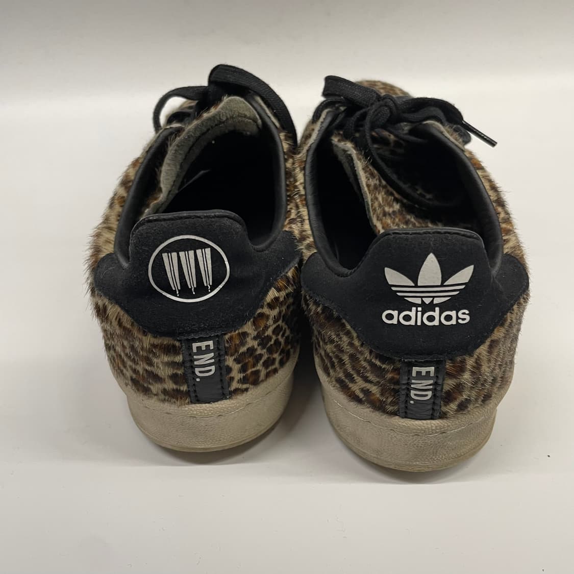 네이버후드x엔드x아디다스 레오파드 스니커즈 상품이미지6