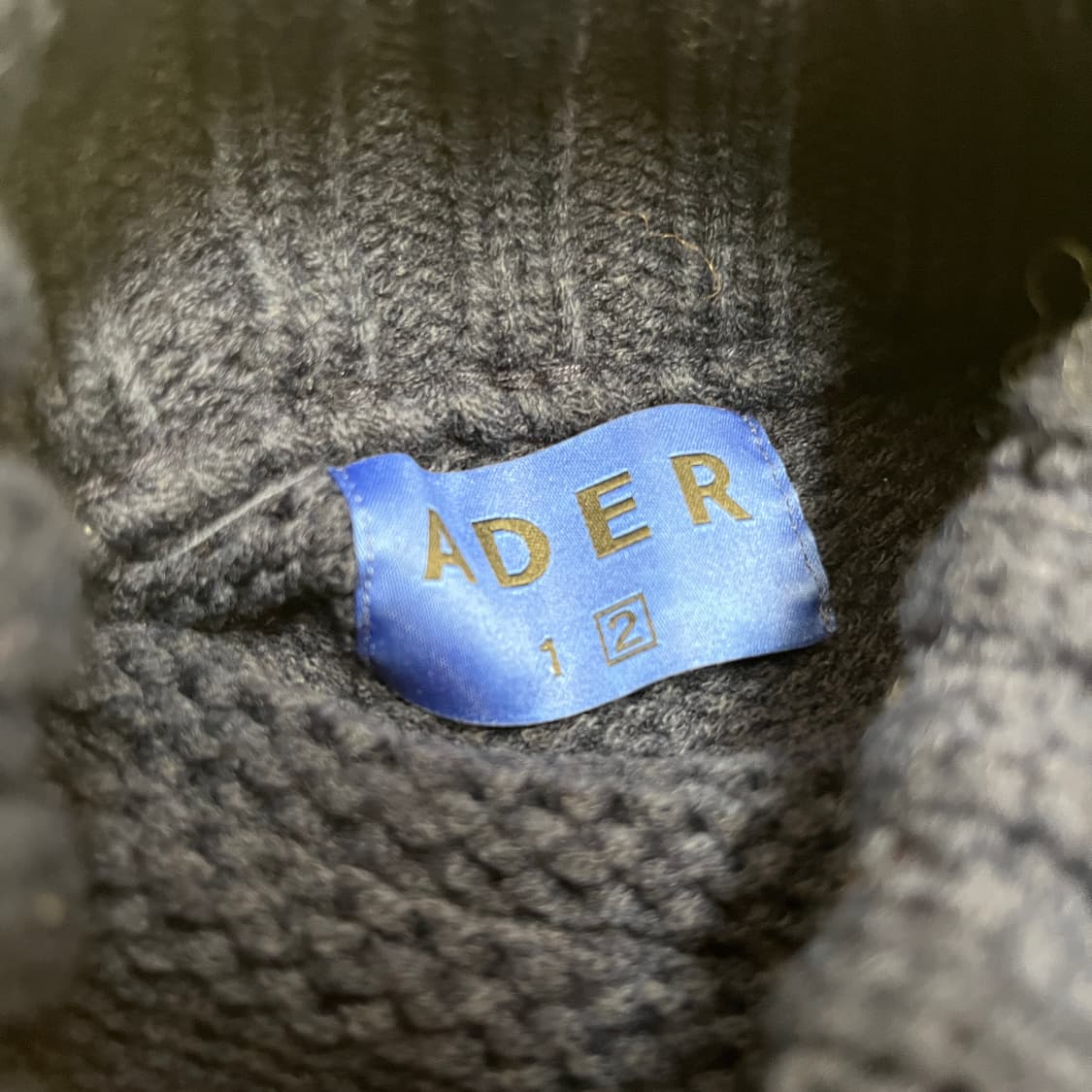 아더에러 터틀넥 니트 2사이즈 상품이미지3