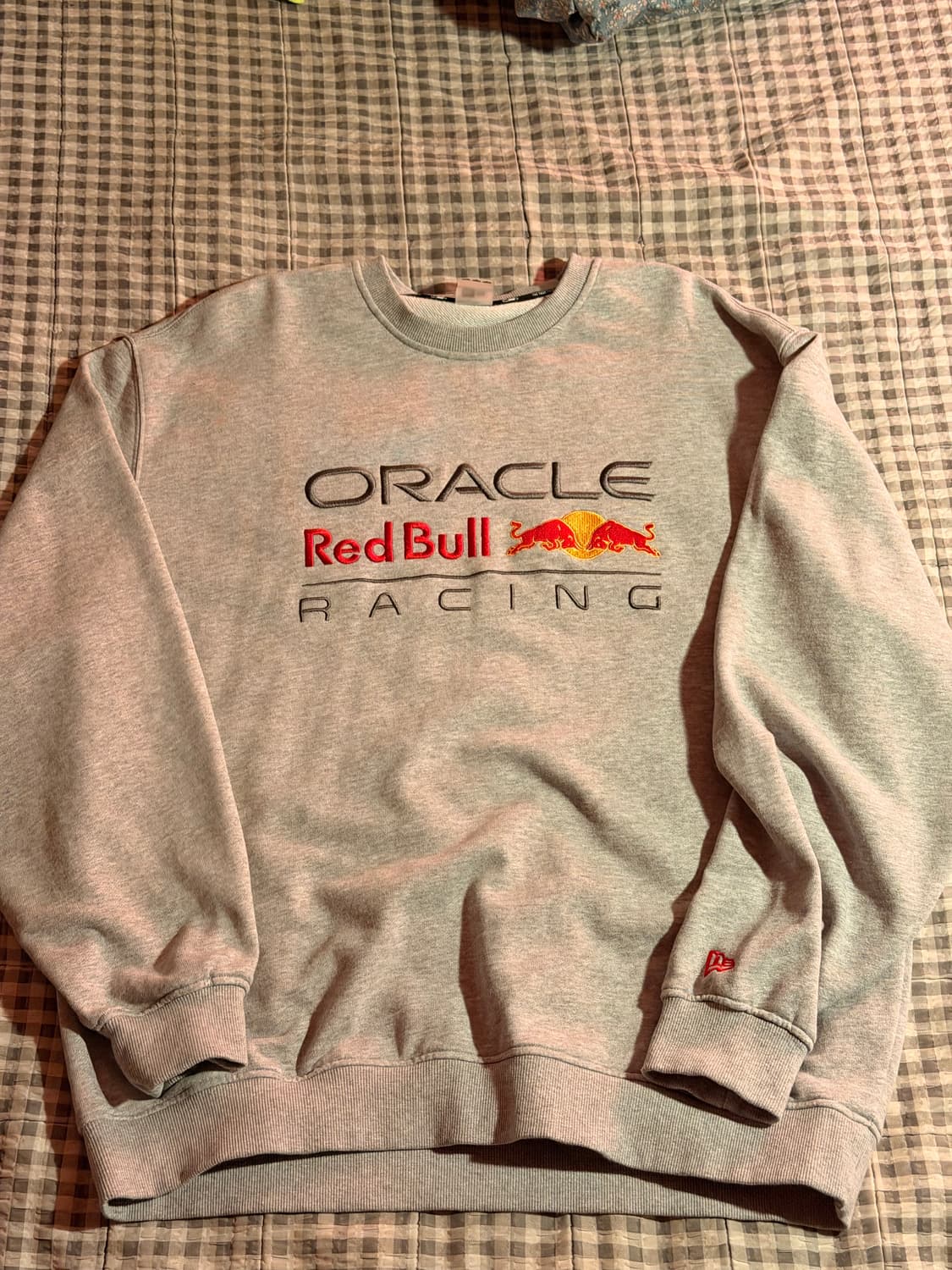 뉴에라 레드불 맨투맨 상품이미지1