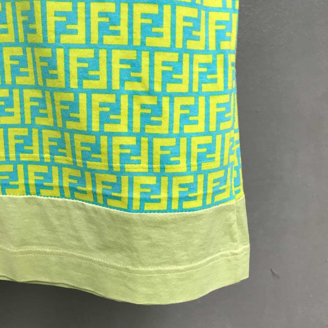 펜디 반팔 티셔츠 40(W) 상품이미지4