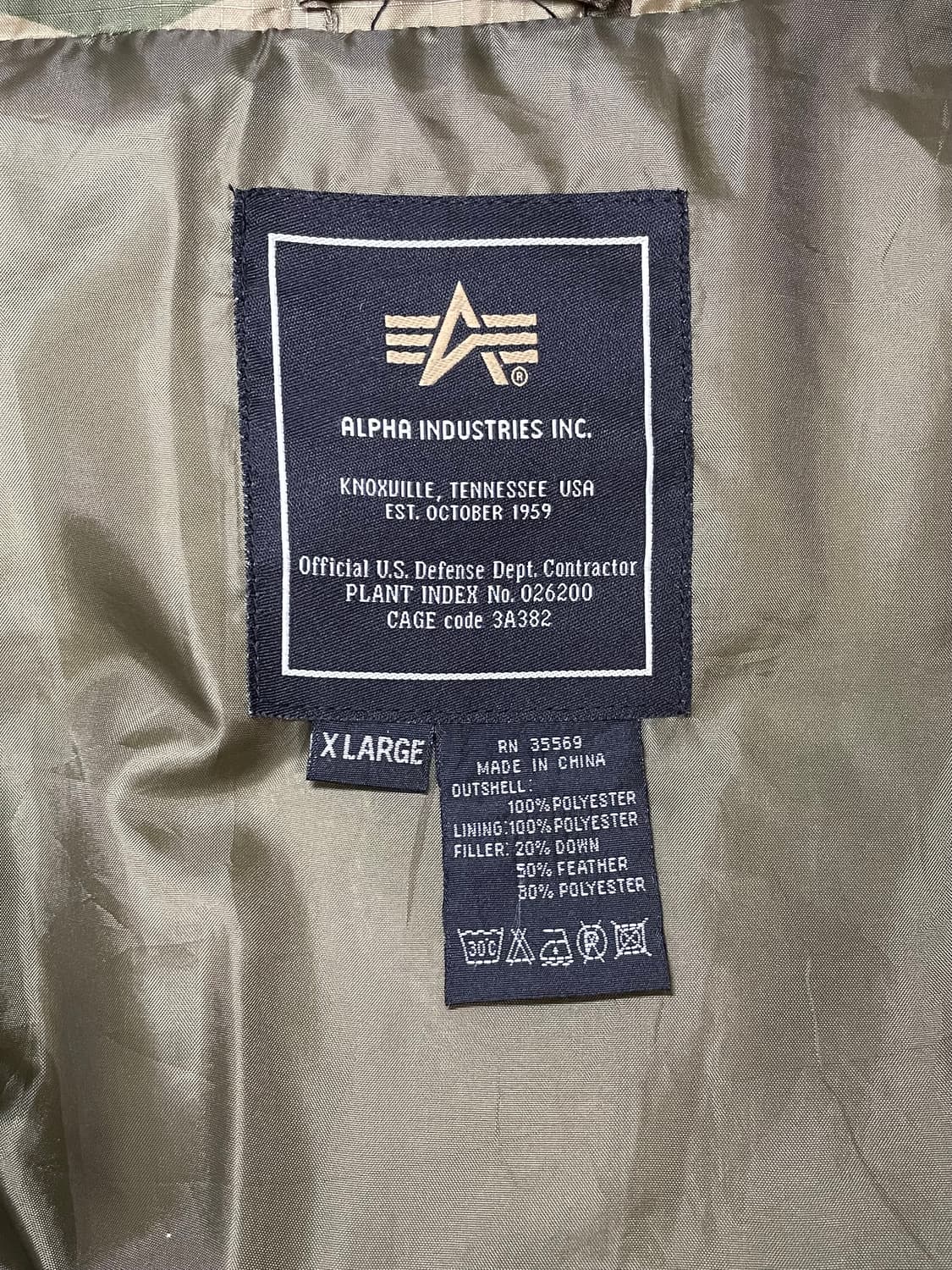 Alpha Industries 알파인터스트리 카모 로고패치 패딩 상품이미지4