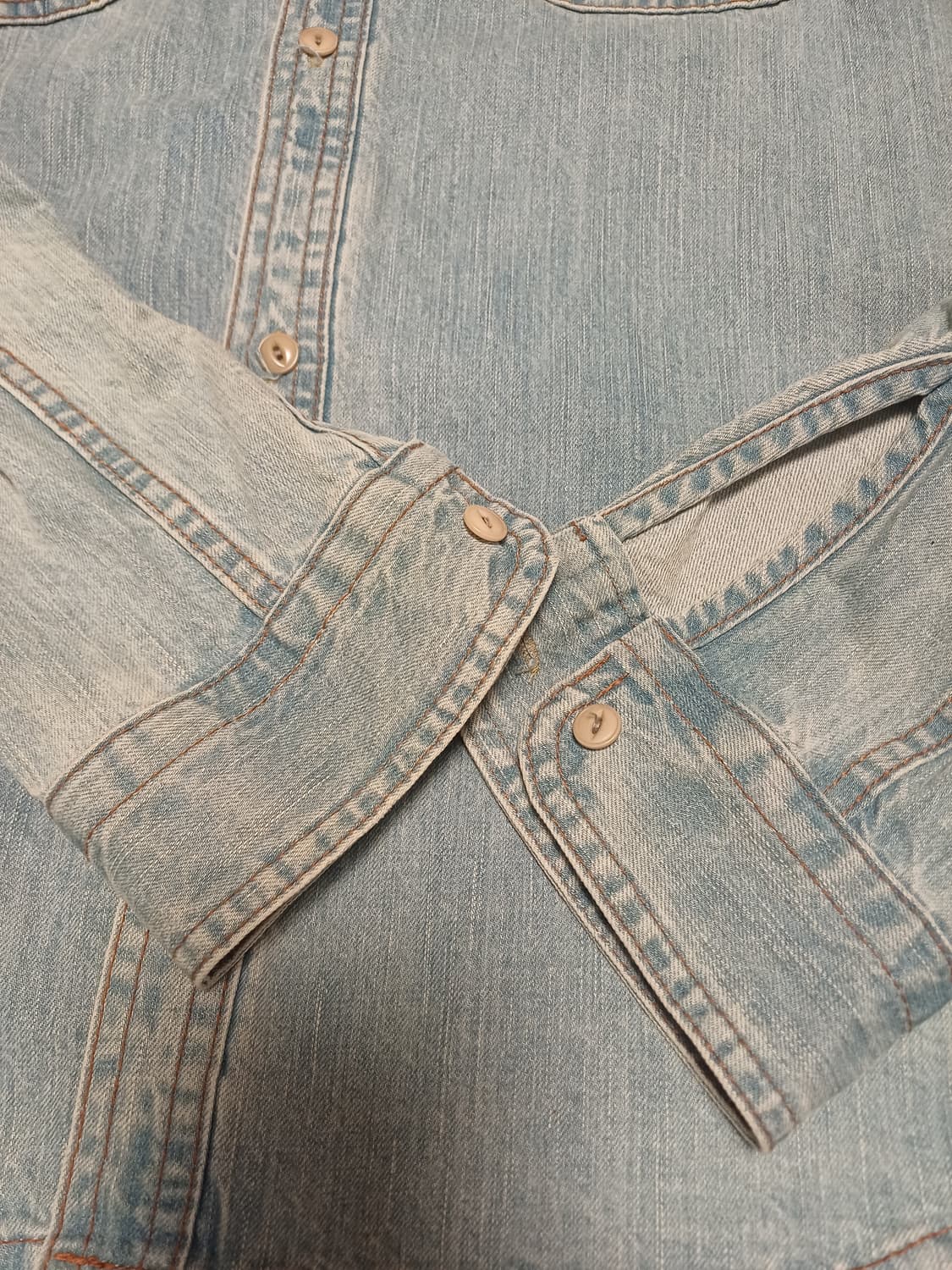 ZETTA(제타) 슬림핏 연청 데님 웨스턴 셔츠 상품이미지8