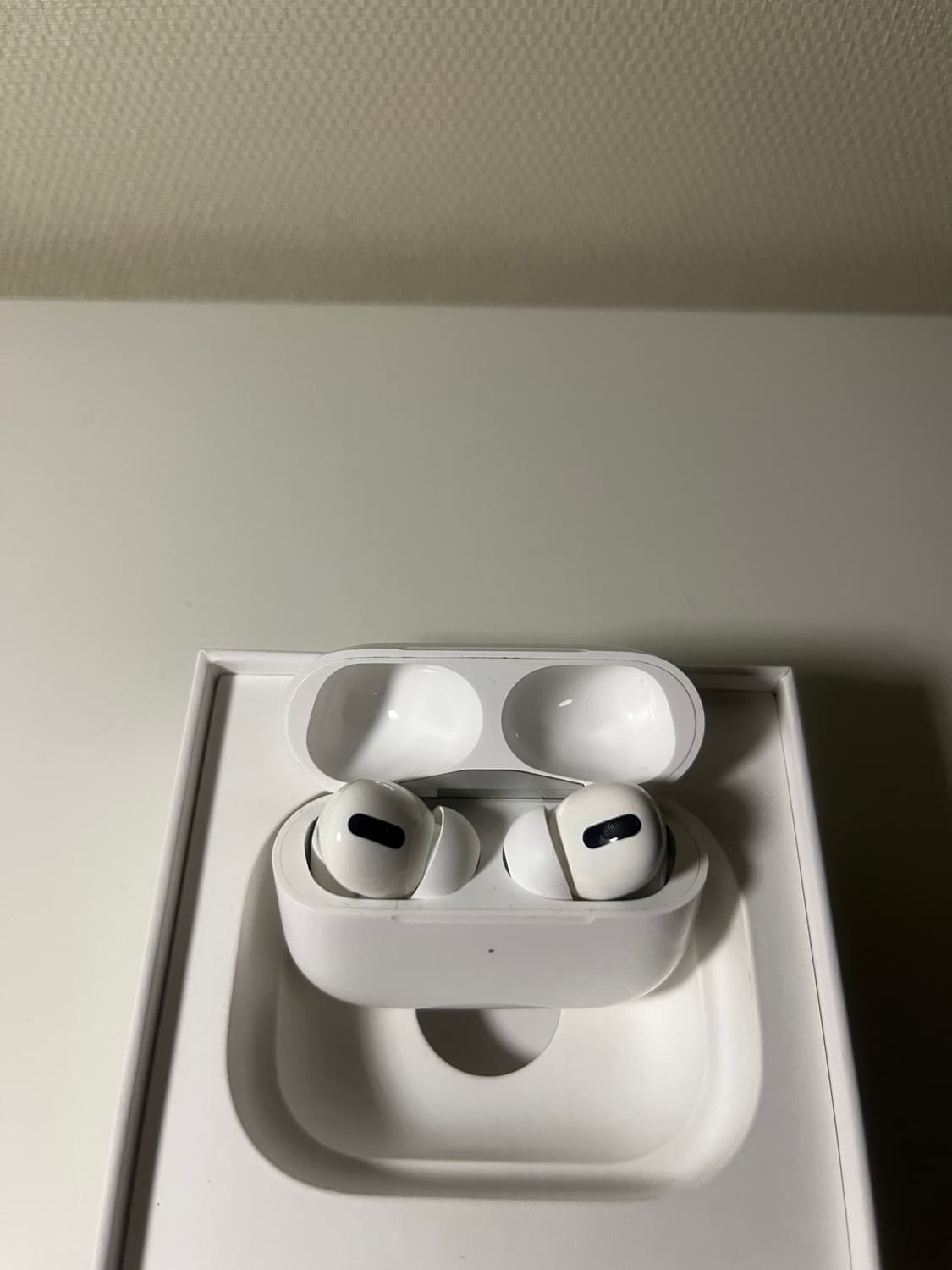 S급 에어팟 프로 1 팝니다 상품이미지3