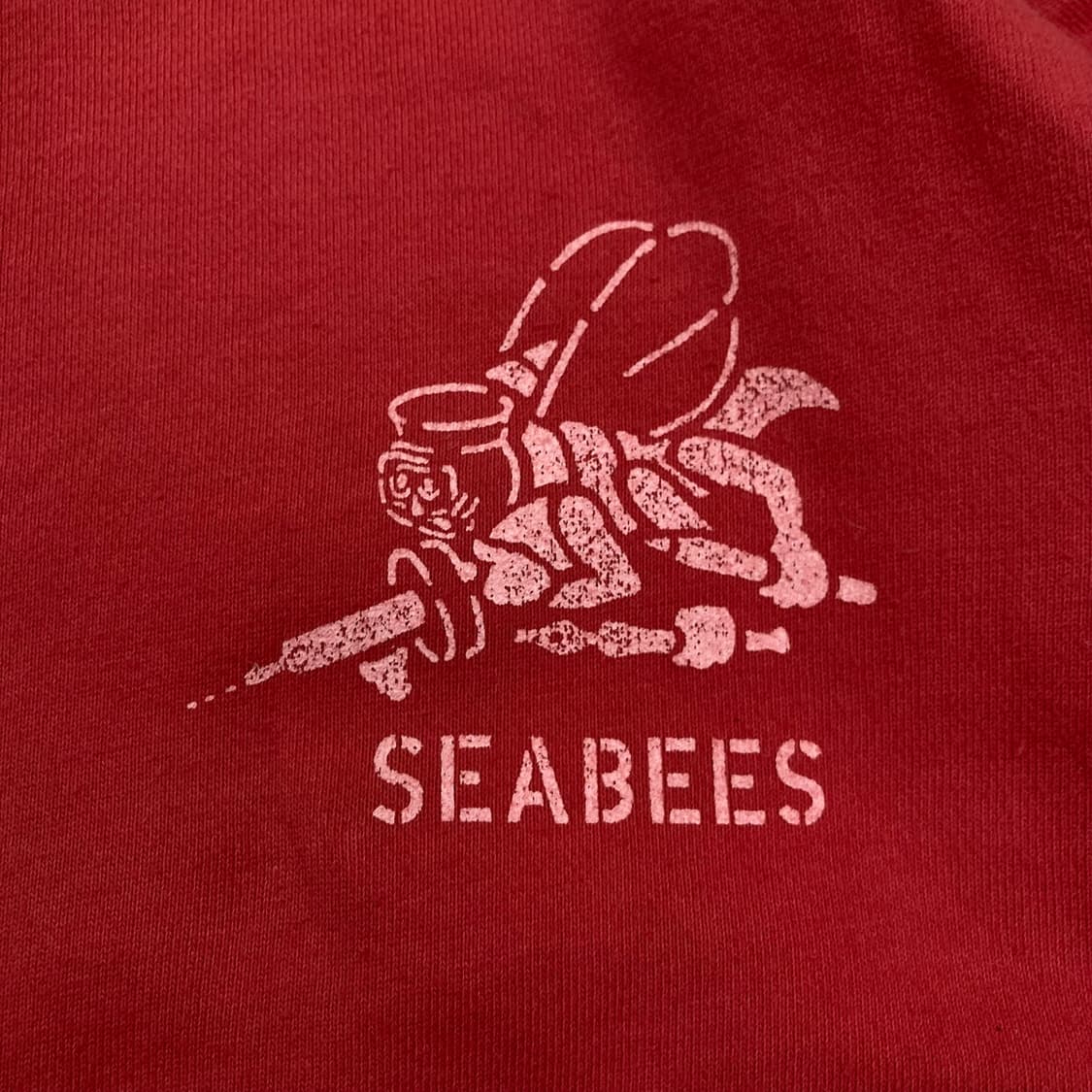 에스피오나지 스몰 로고 레드 맨투맨 상품이미지2