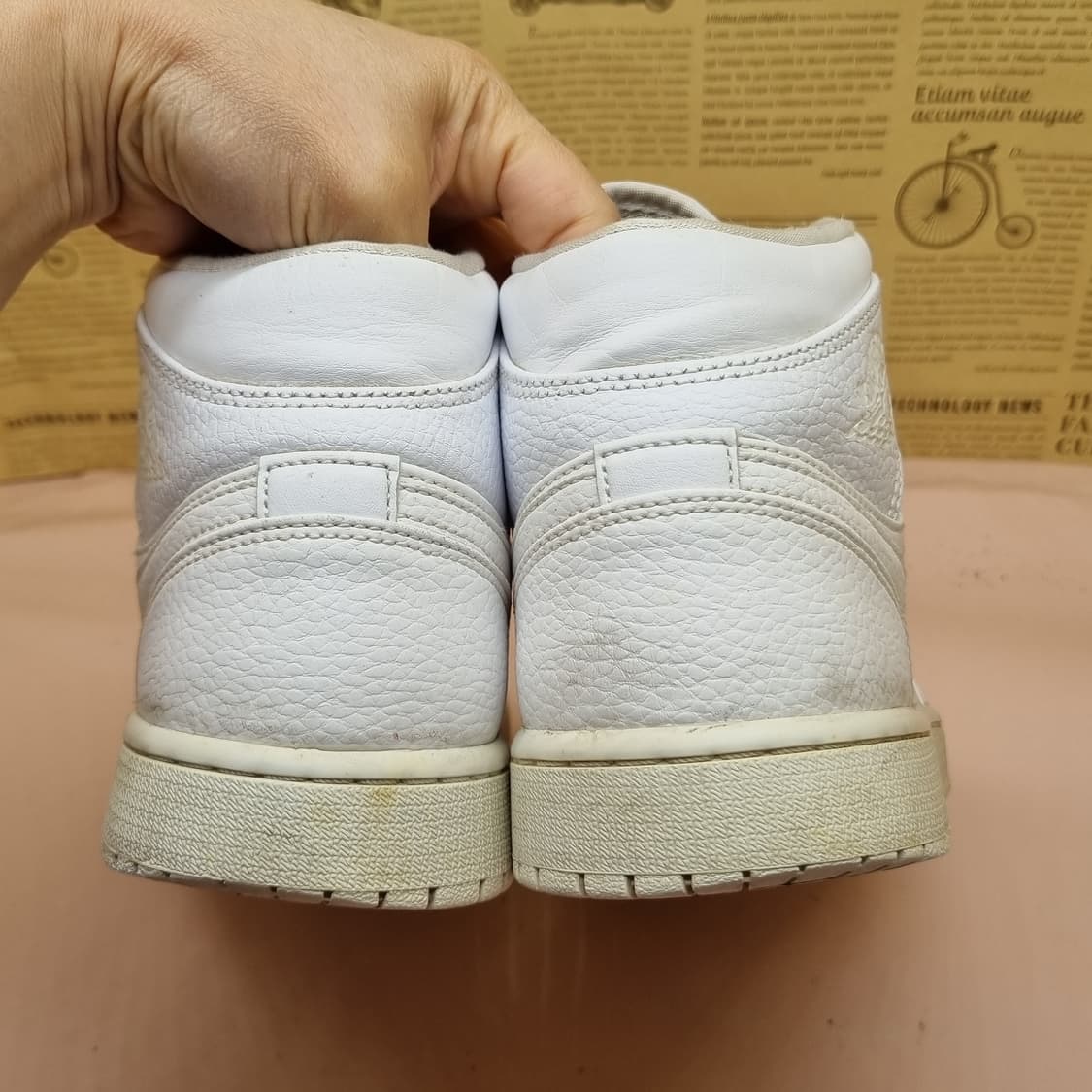 나이키 에어조던1 화이트 미드275 상품이미지4