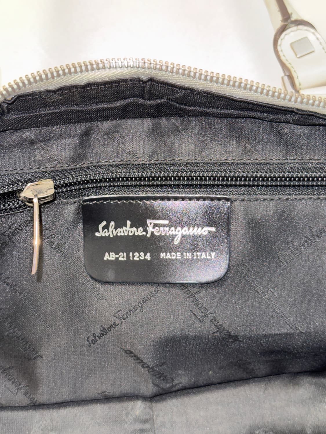 Salvatore Ferragamo ivory gancini 숄더백 상품이미지9