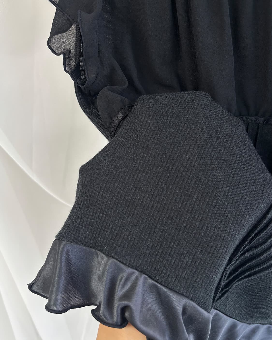 leari unique mixed design feminine top 상품이미지5