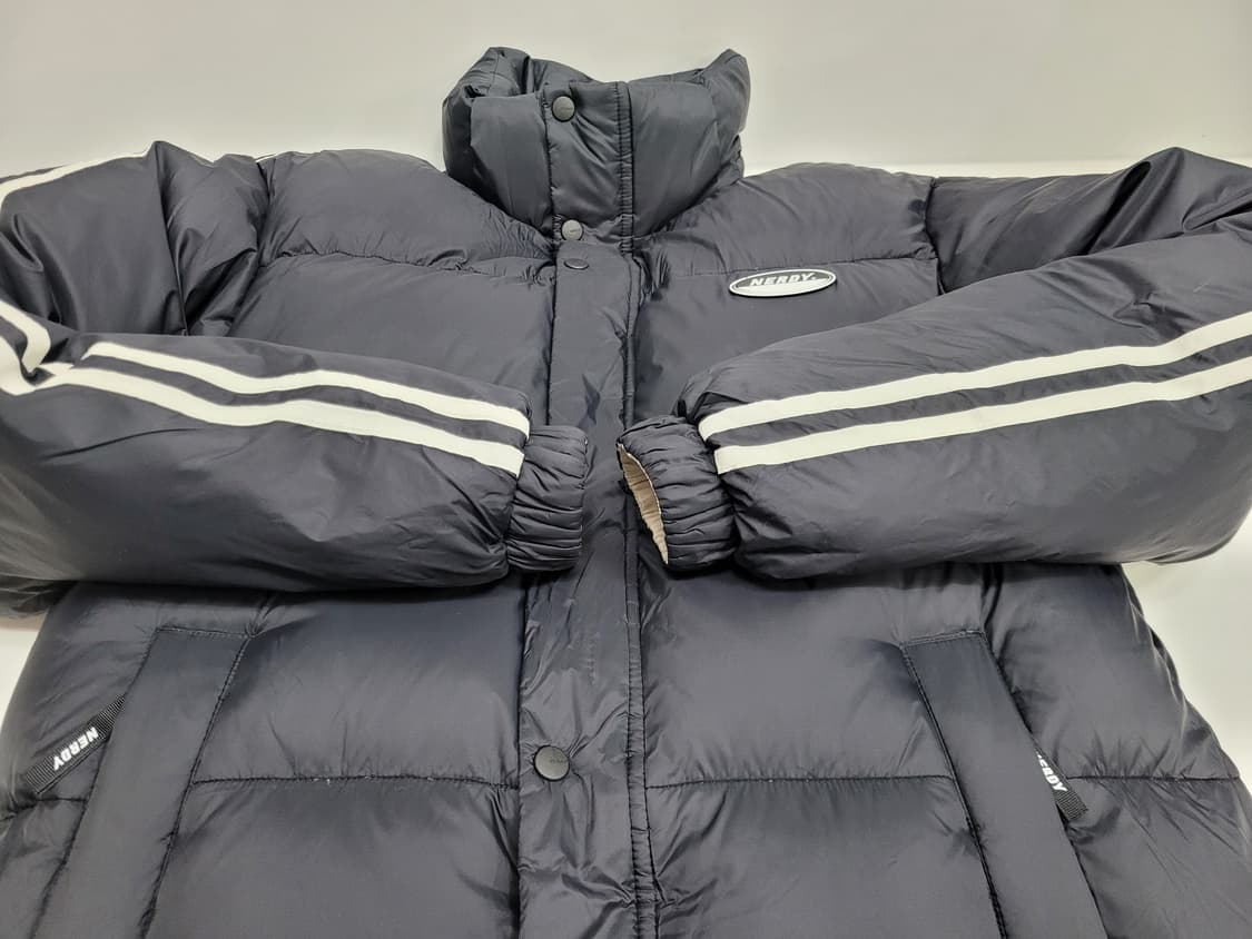 NERDY 널디 리버시블 블랙 화이트 다운 숏 패딩  / S
(공용) 상품이미지4