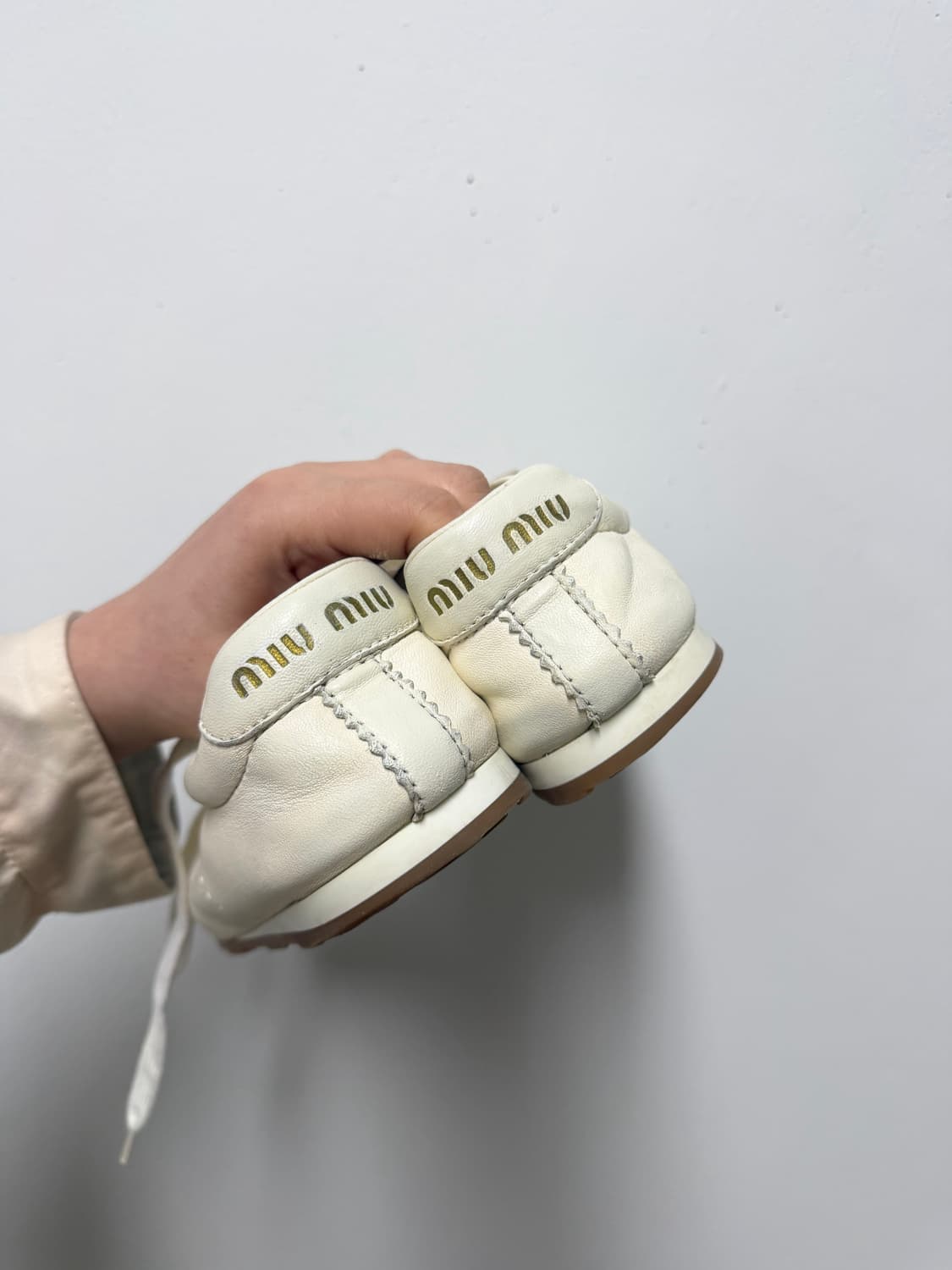 [정품] 미우미우 풀룸 아파 레더 스니커즈 230-235 상품이미지7