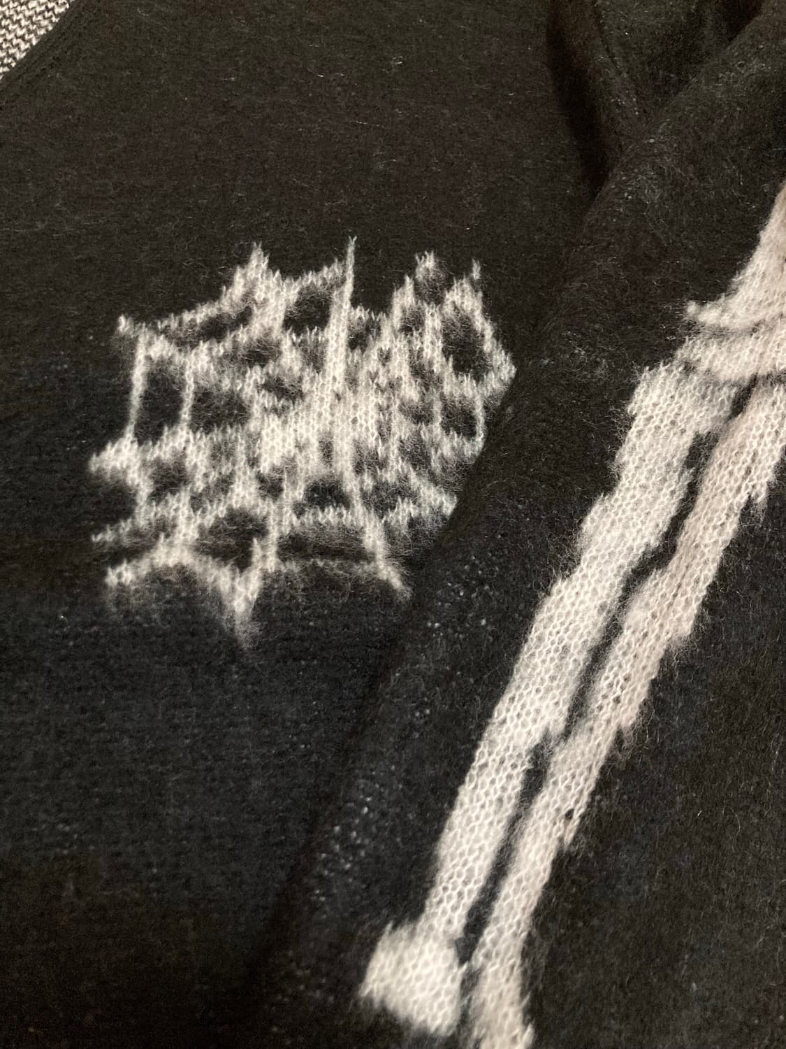 빔즈 해골 문양 샤기 가디건 M 상품이미지7