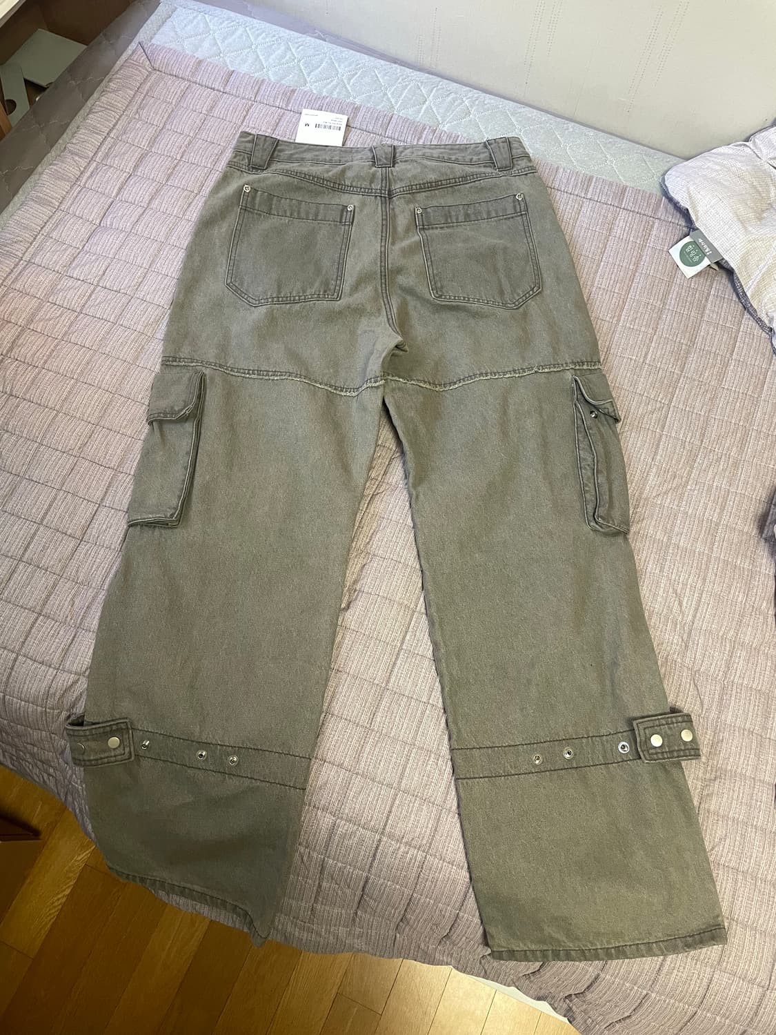 새상품)인사일런스 컷오프카고팬츠 카키M 판매 상품이미지5