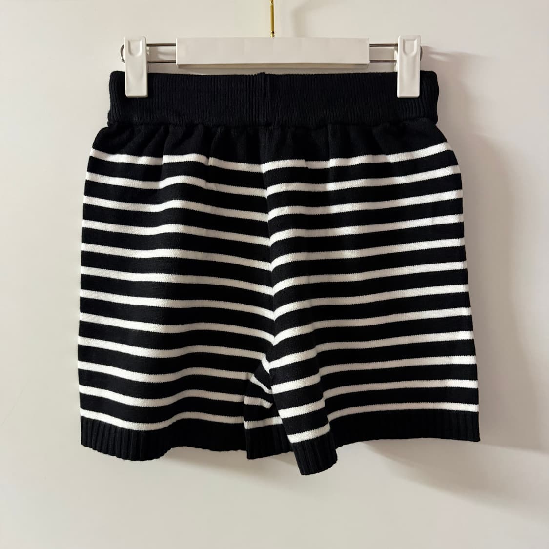 새상품 여자 스트라이프 니트 반바지 상품이미지3