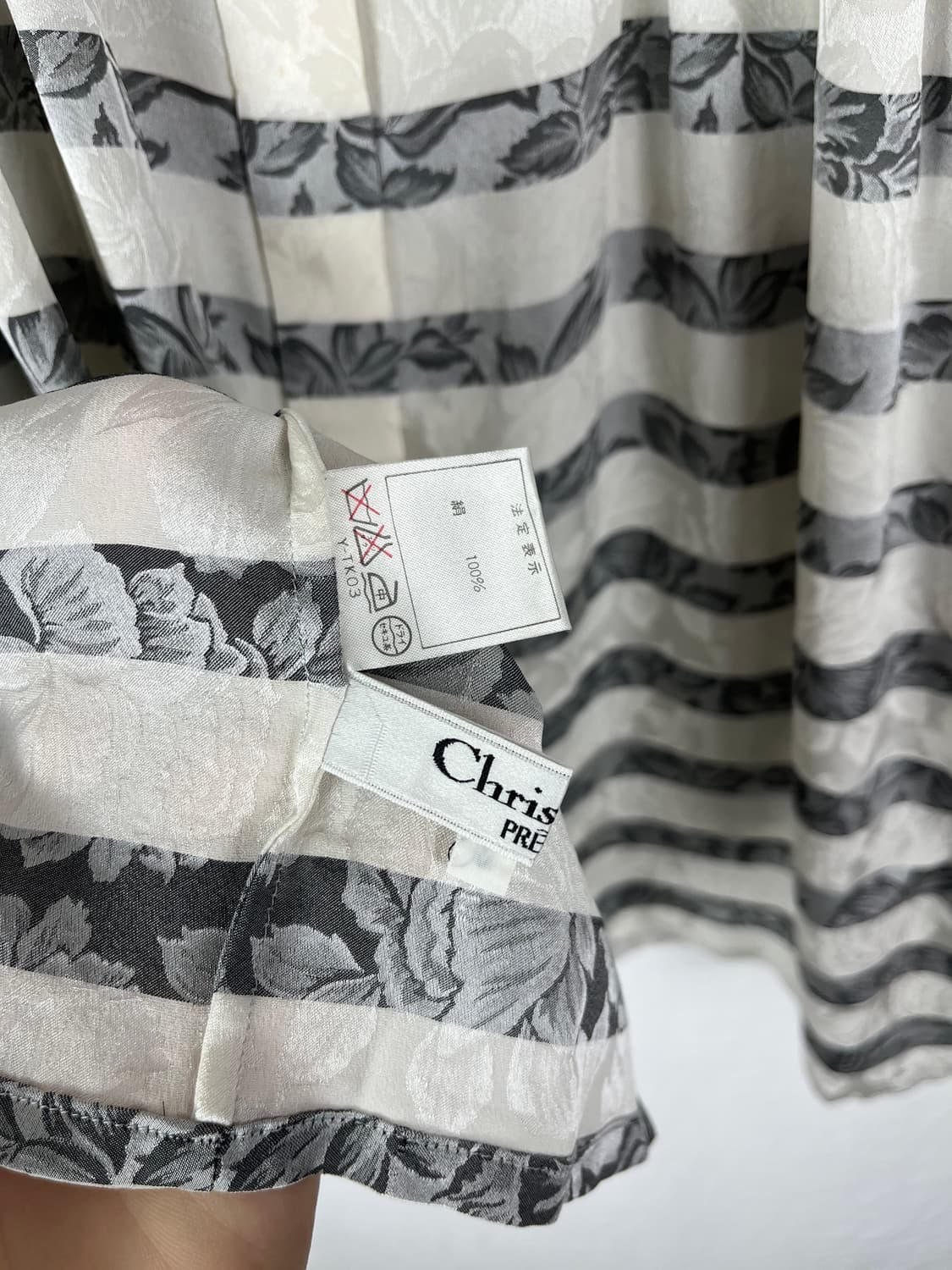 90s Christian Dior 플라워패턴 플리츠 카라 실크 셔츠 상품이미지8