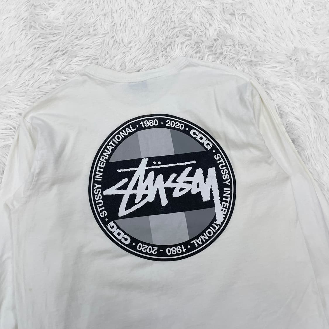 스투시 x 꼼데가르송 닷 롱슬리브 화이트 상품이미지4